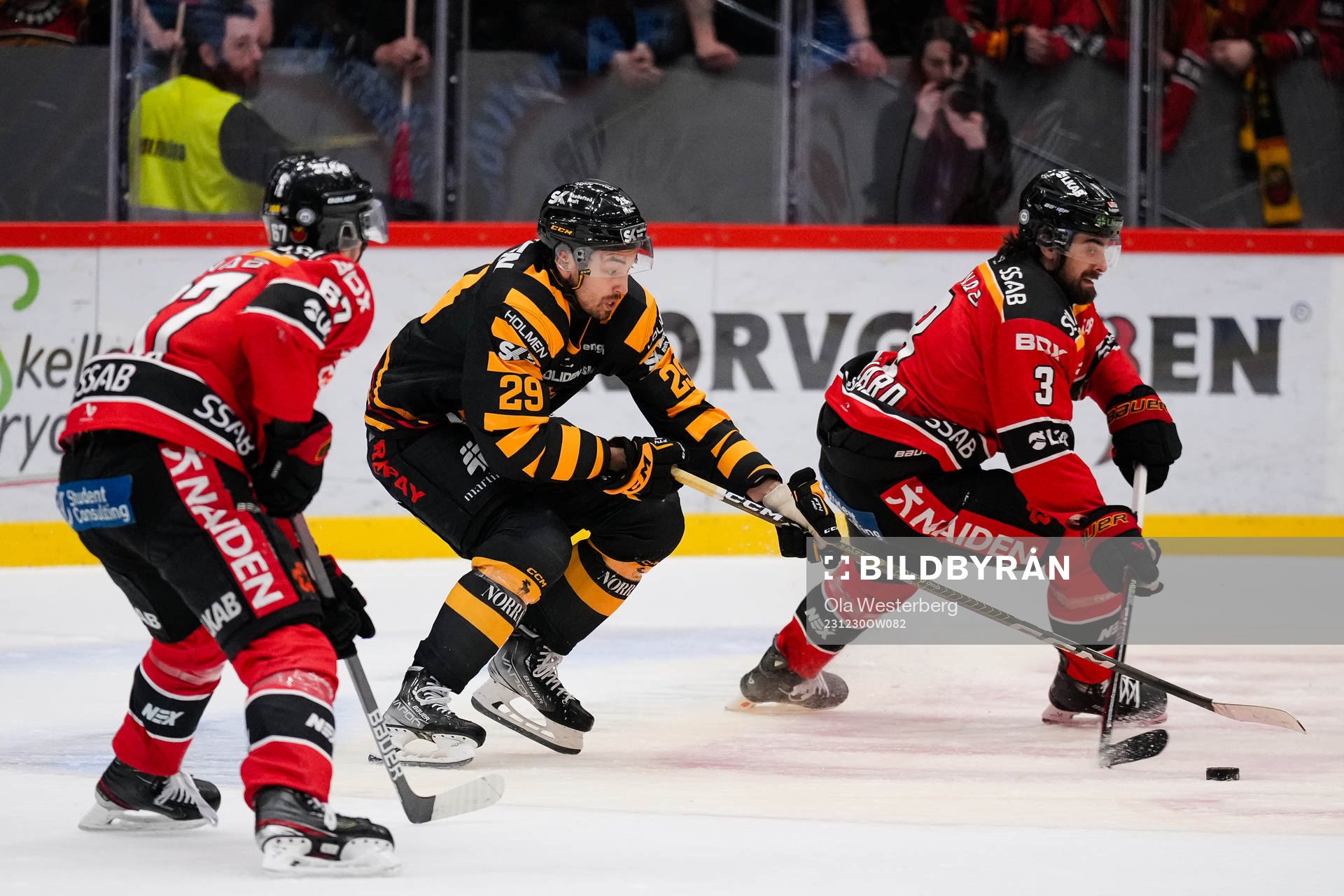 Skellefteås Dylan Sikura och Luleås Frederic Allard