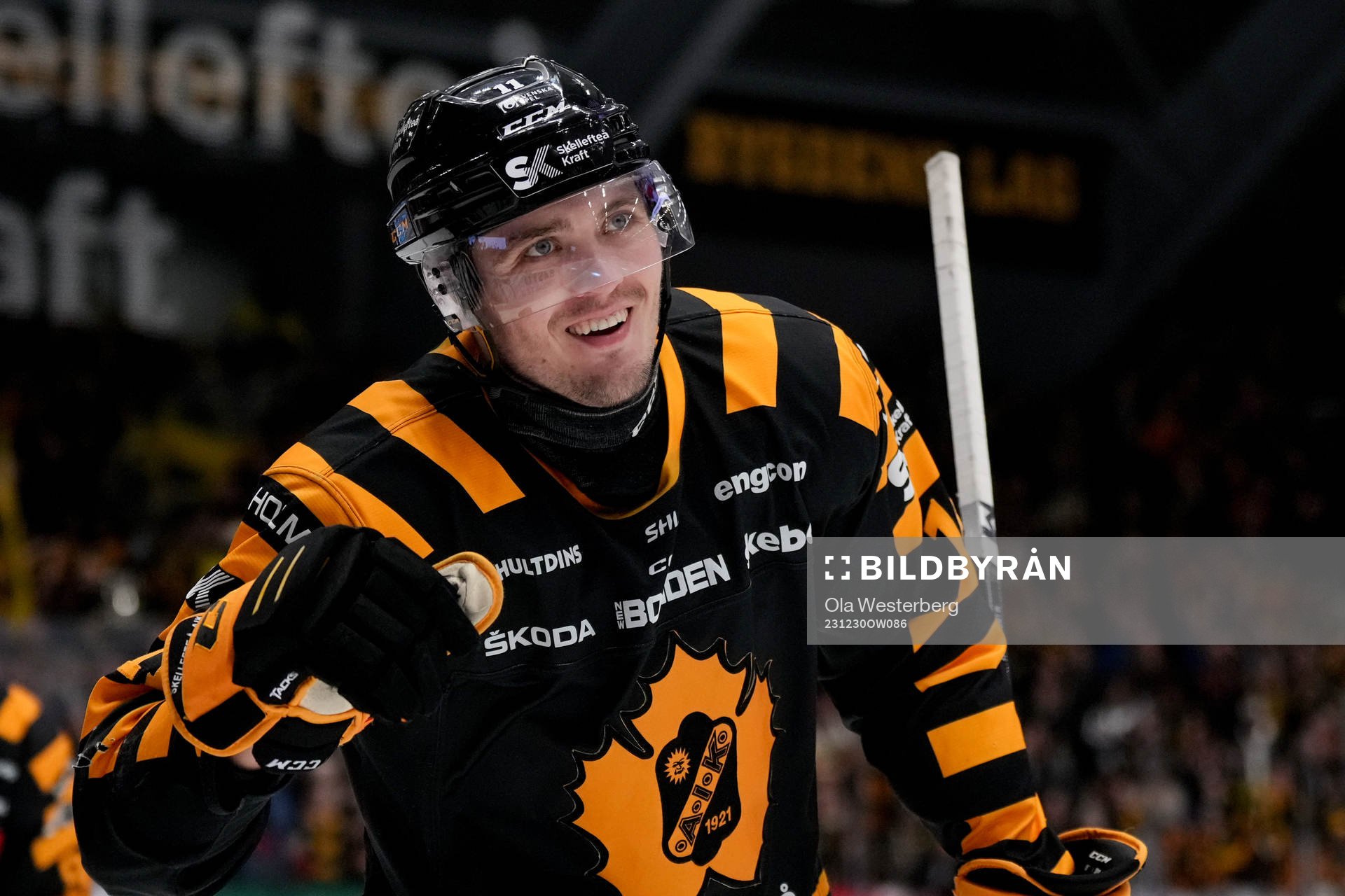 Skellefteås Max Lindholm jublar