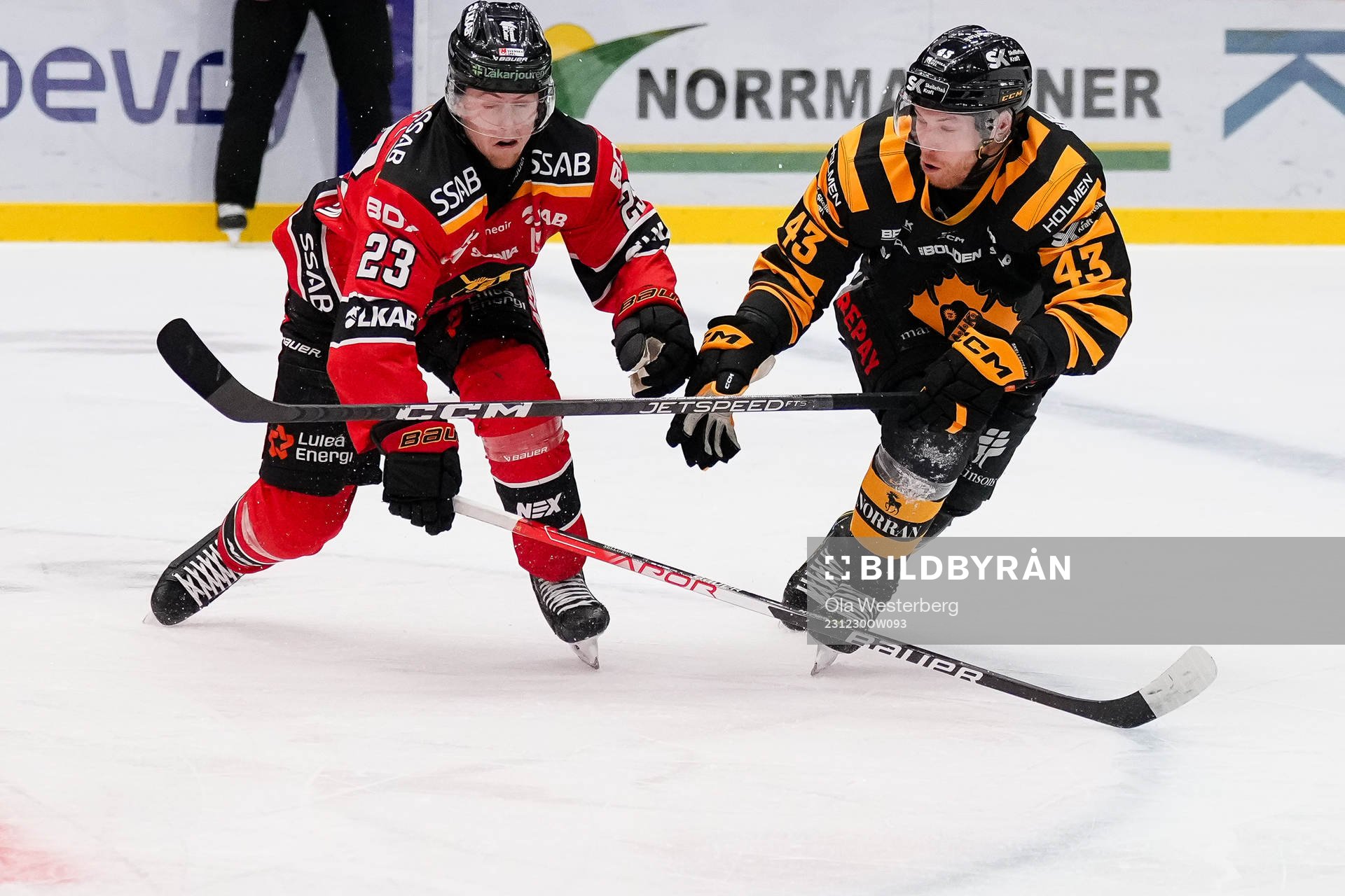 Luleås Jesper Sellgren och Skellefteås Filip Sandberg