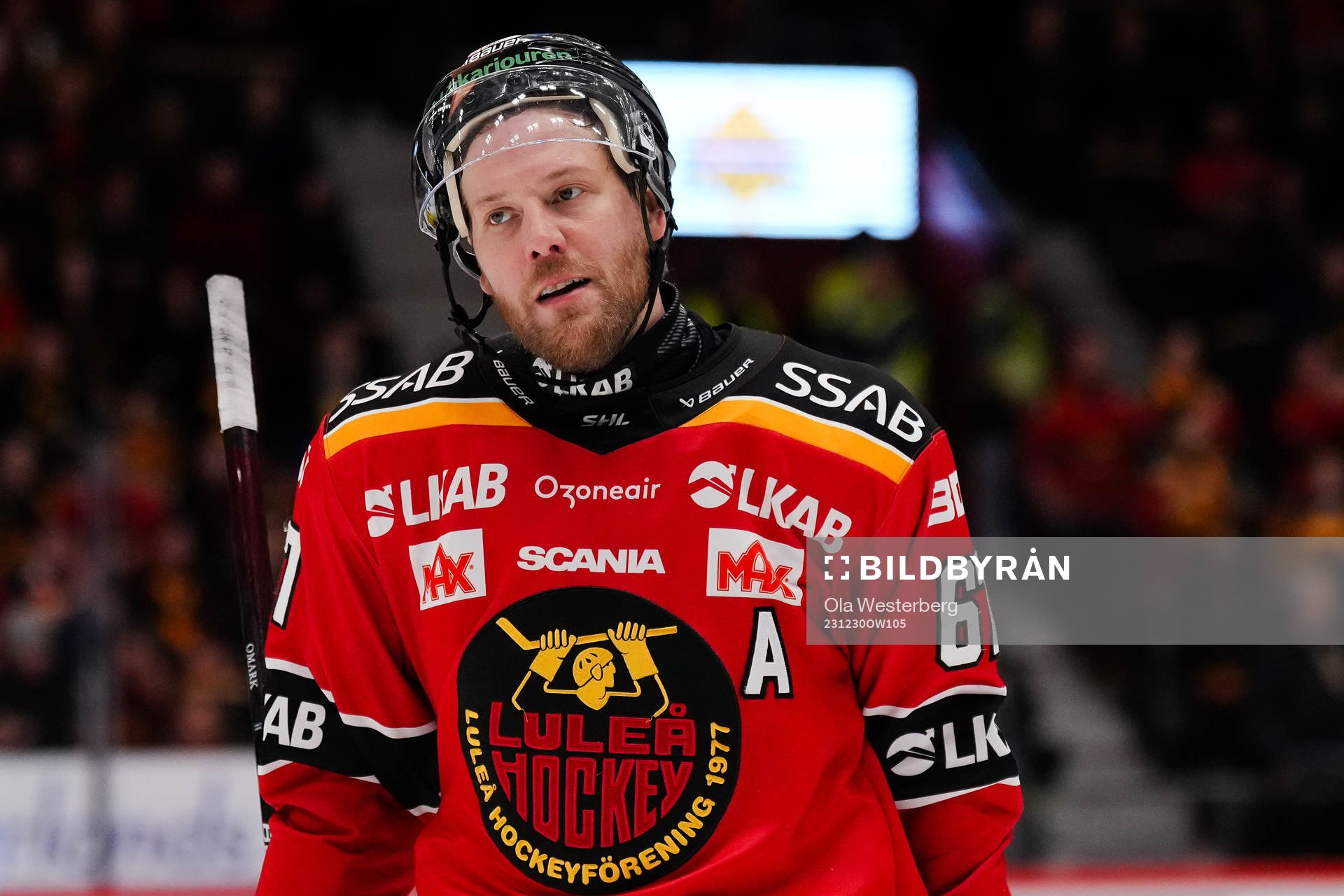 Luleås Linus Omark deppar