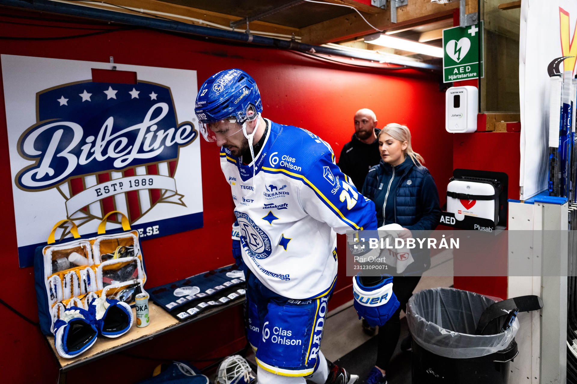 Leksands Marek Hrivik lämnar isen
