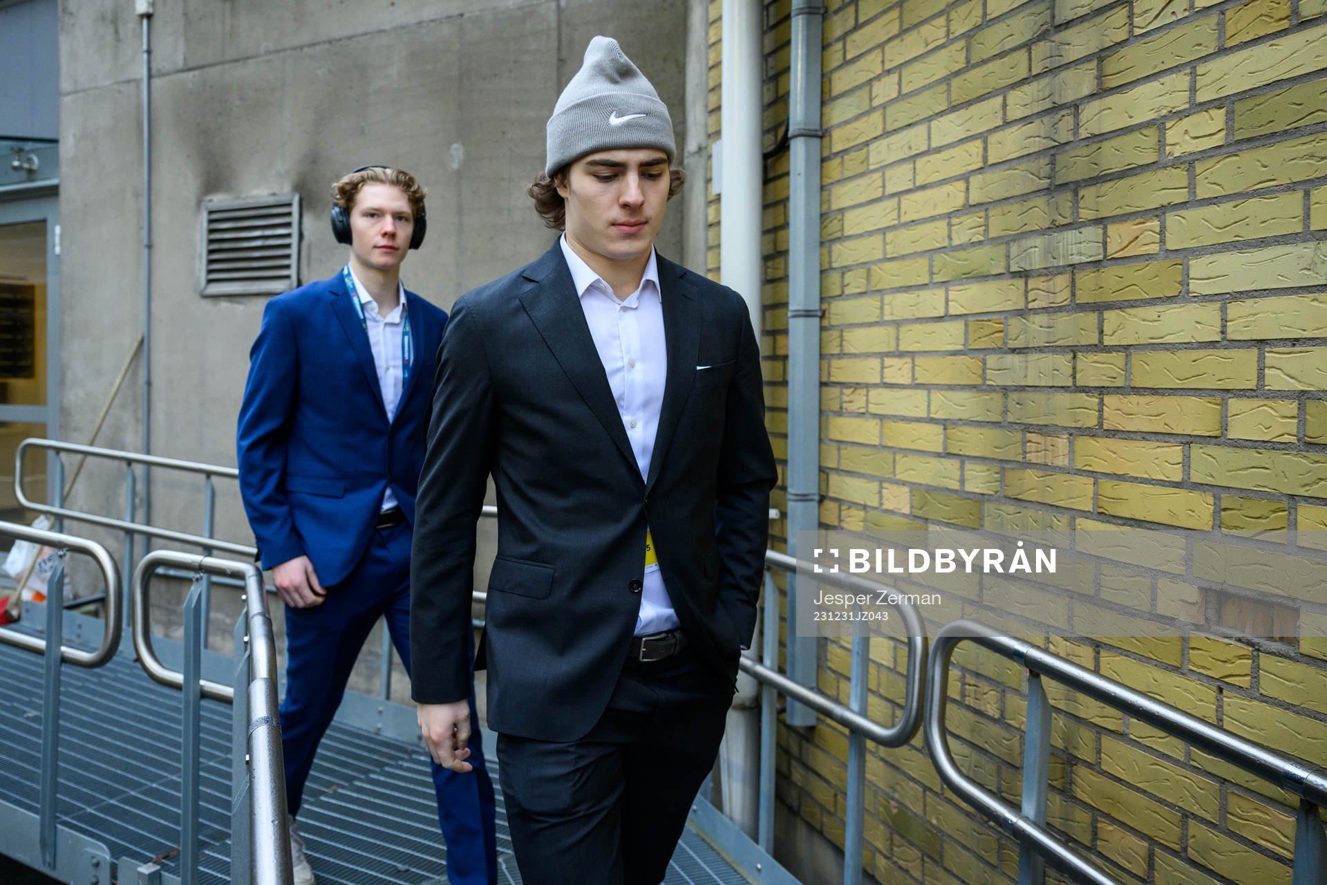 goaltender Melker Thelin and Liam Öhgren of Sweden