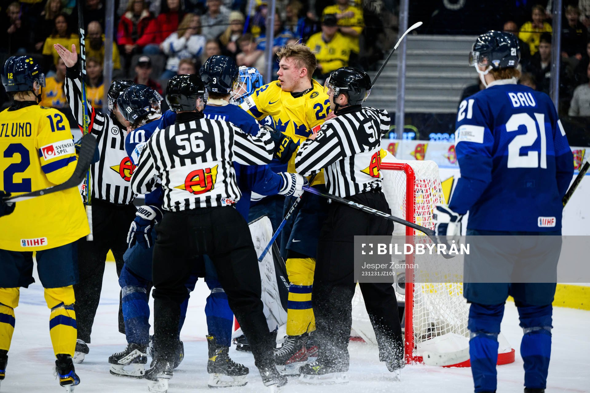 Anton Wahlberg of Sweden and Emil Pieniniemi of Finland