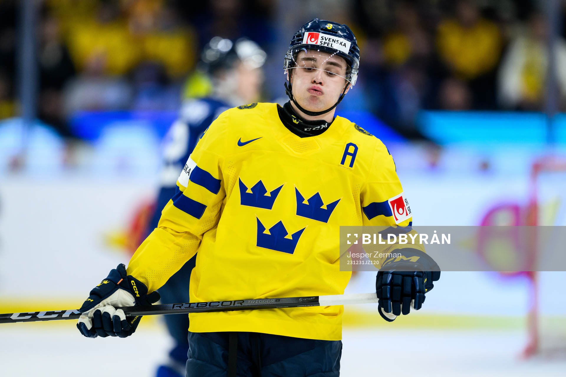 Elias Salomonsson of Sweden looks dejected