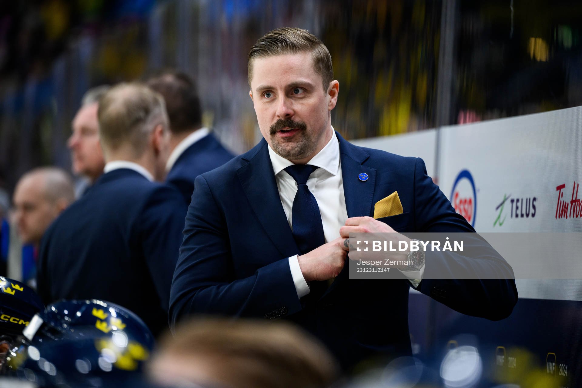 Assistant coach Pierre Johnsson of Sweden