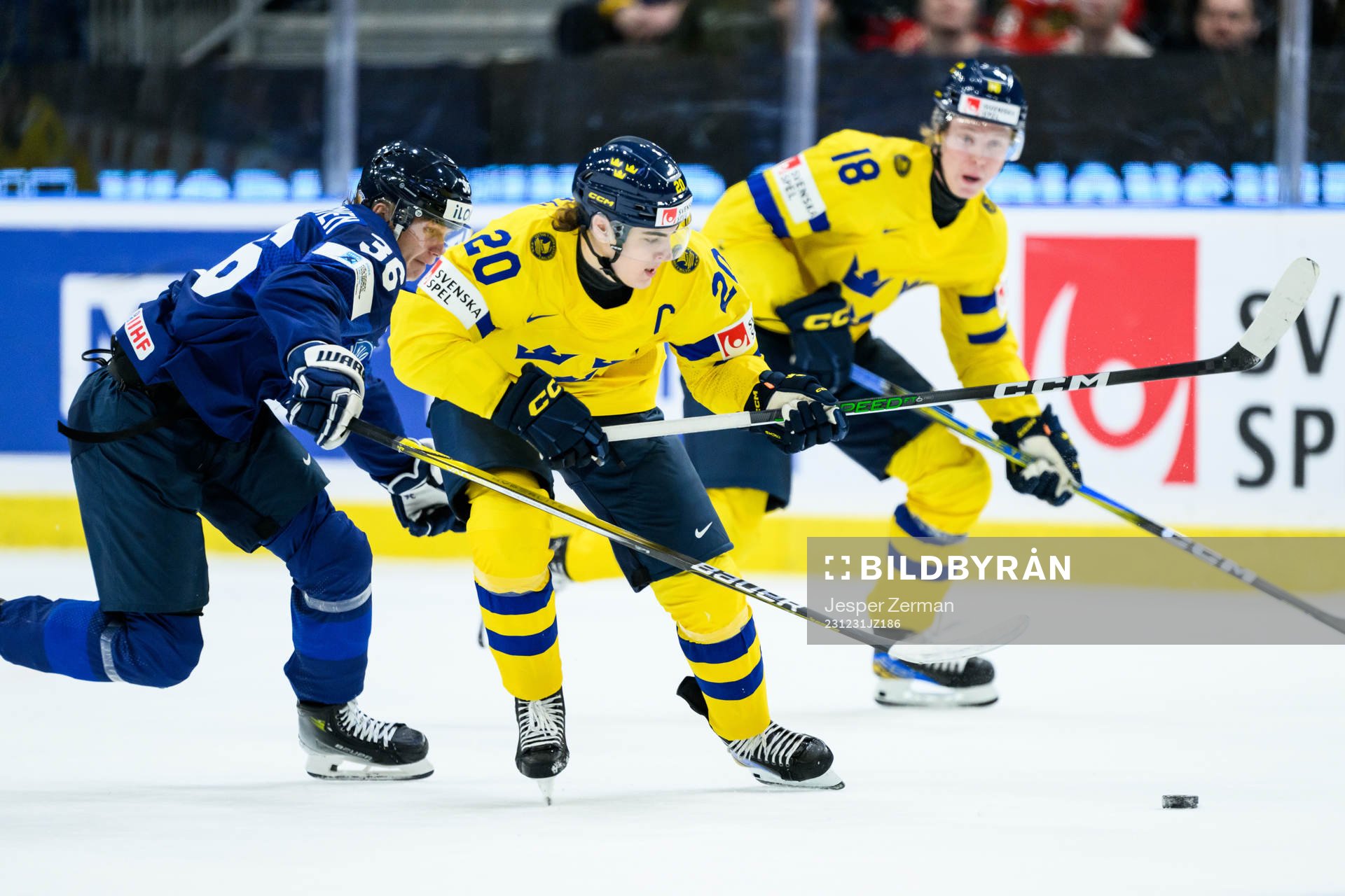 Janne Naukkarinen of Finland and Liam Öhgren of Sweden