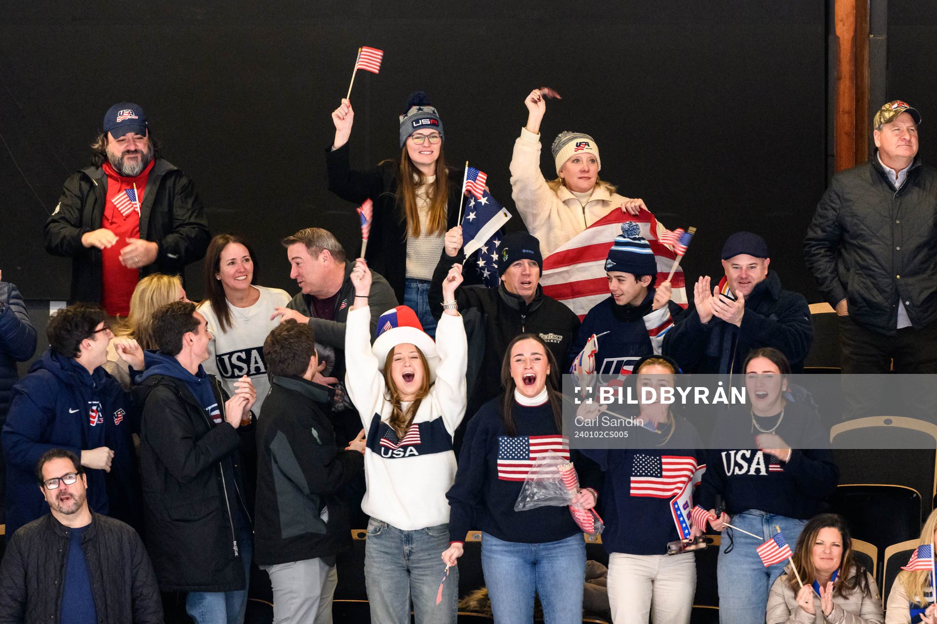 US fans celebrate in the stands