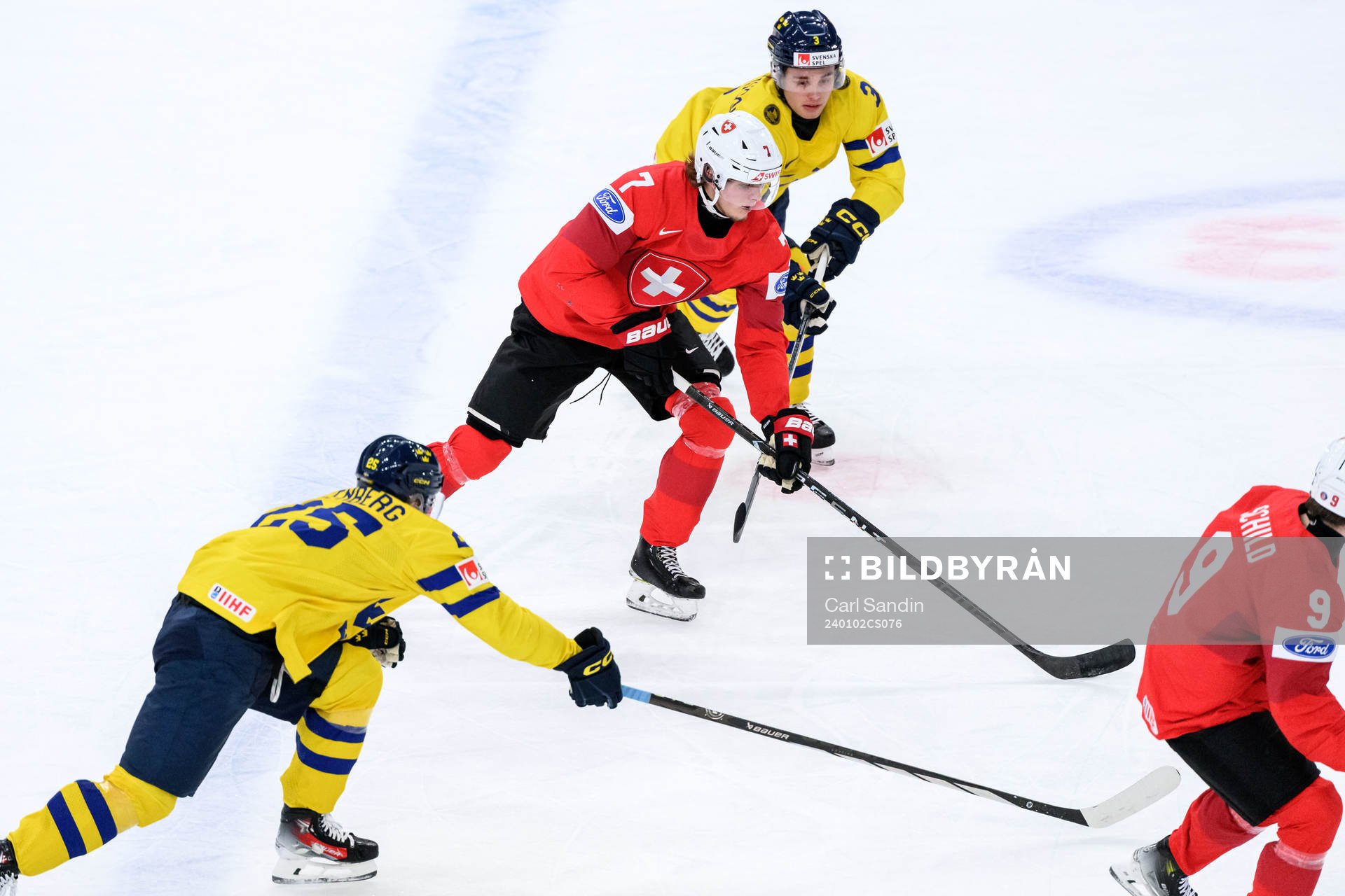 Timo Bunzli of Switzerland and Elias Salomonsson of Sweden