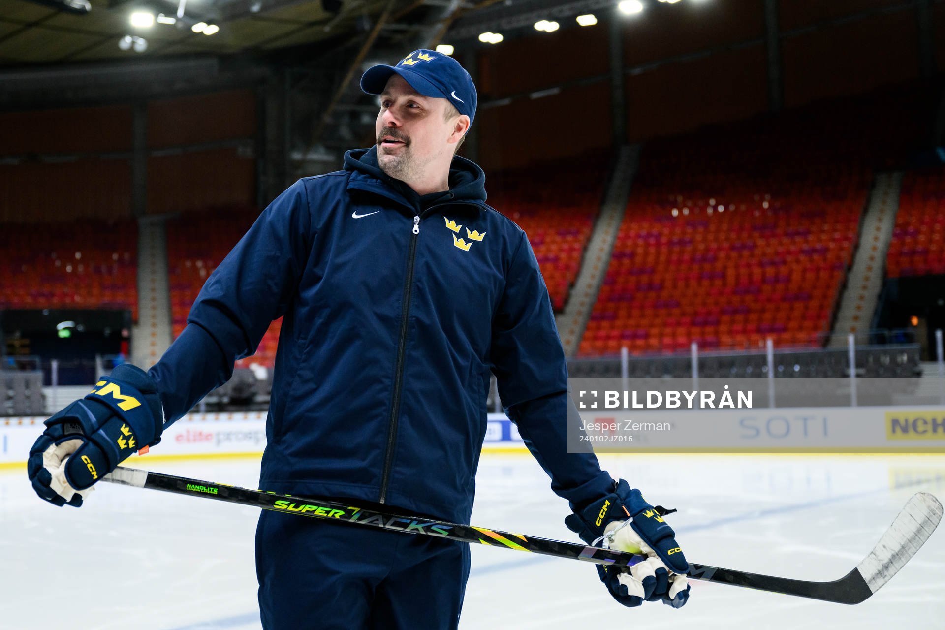 Assistant coach Pierre Johnsson of Sweden at a practice