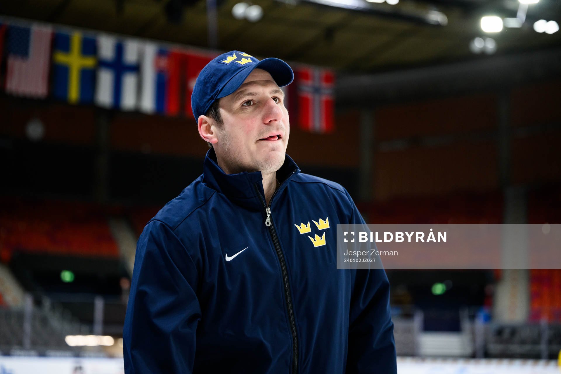 Assistant coach Alexander Steen of Sweden at a practice