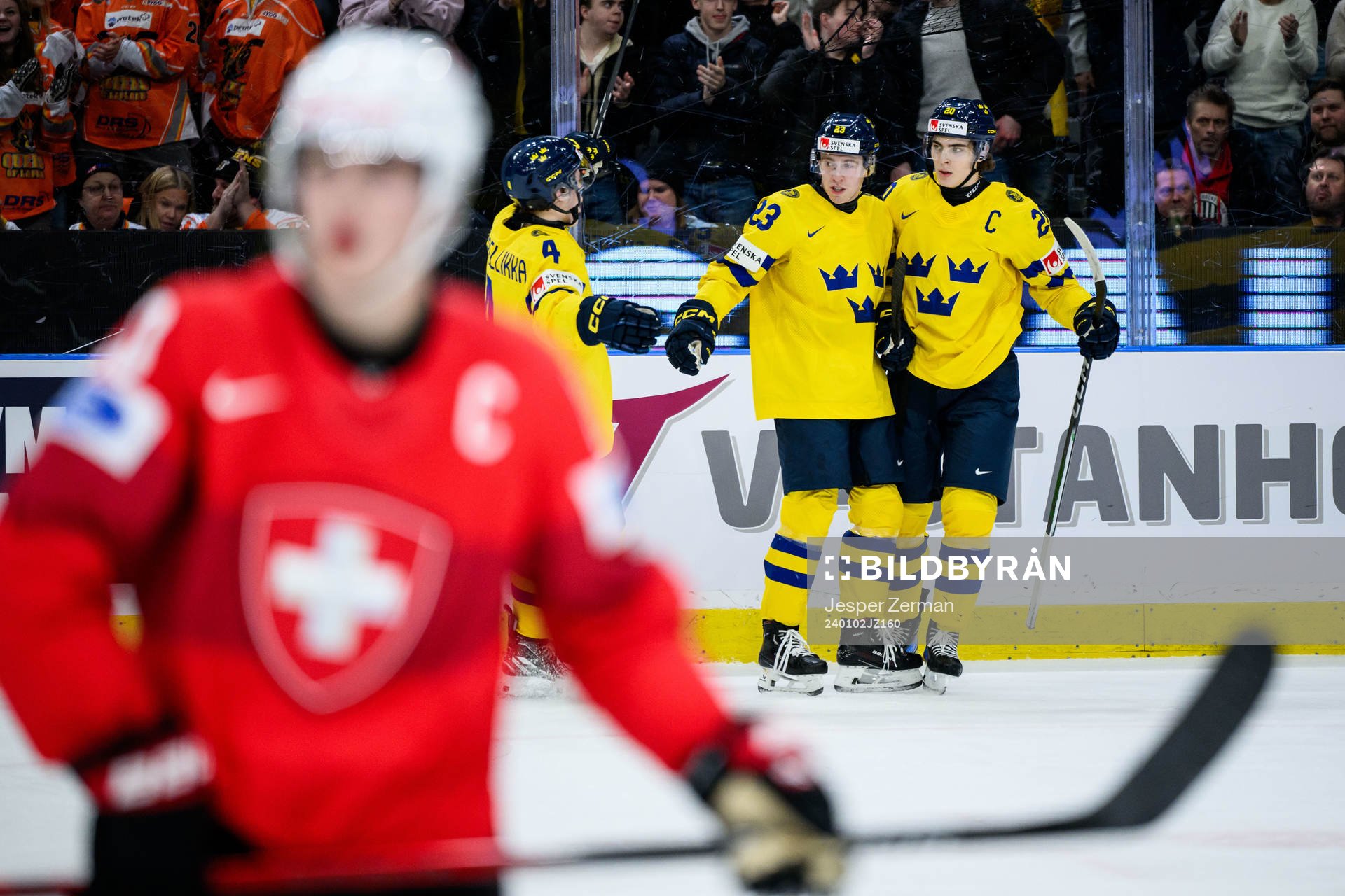 Jonathan Lekkerimäki of Sweden celebrates with Axel