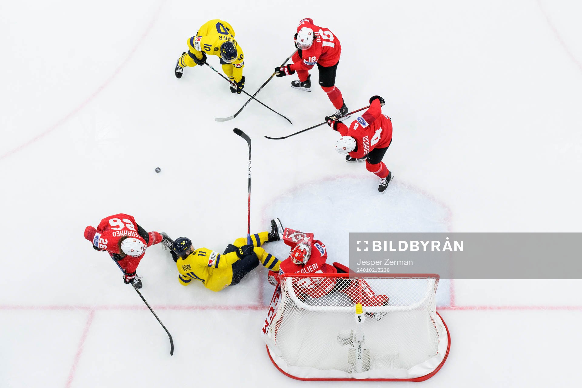 Isac Born and Fabian Wagner of Sweden against Simone