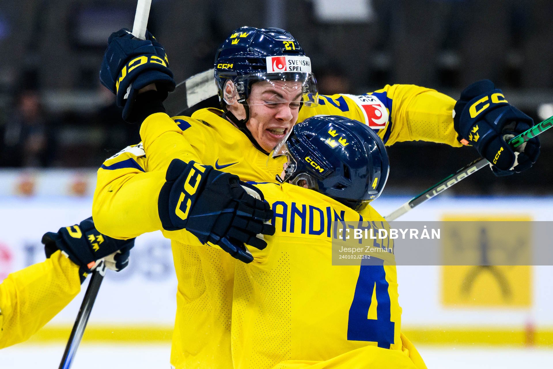 Axel Sandin-Pellikka of Sweden (r) celebrates with Oskar