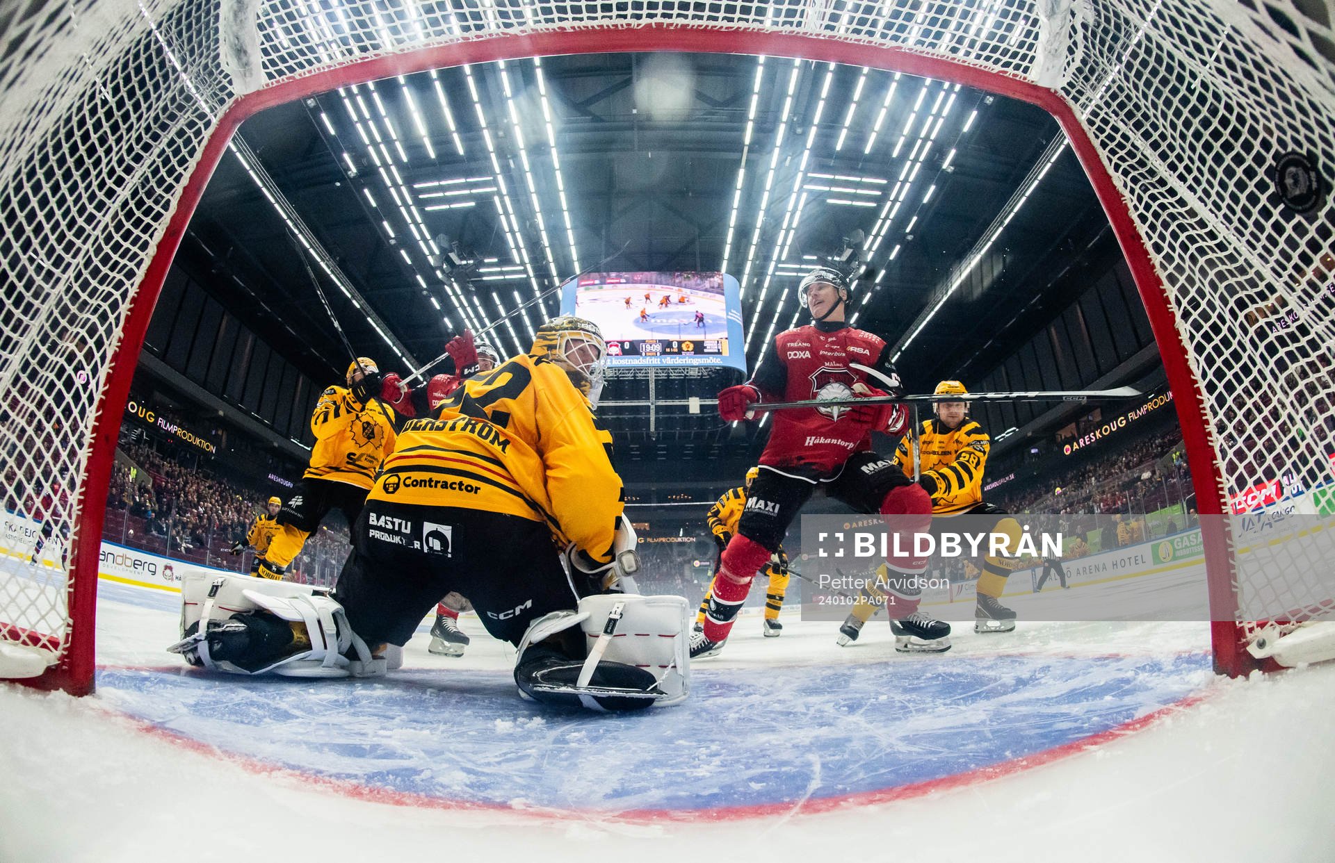 Malmö Redhawks Fredrik Händemark gör 1-0 bakom