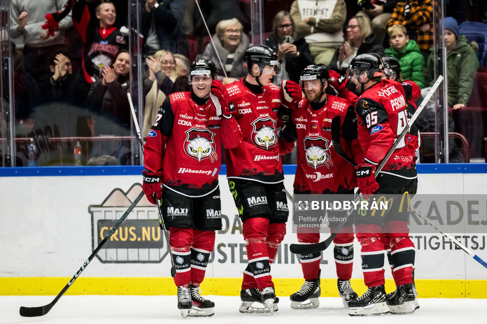 Malmö Redhawks Joakim Ryan jublar