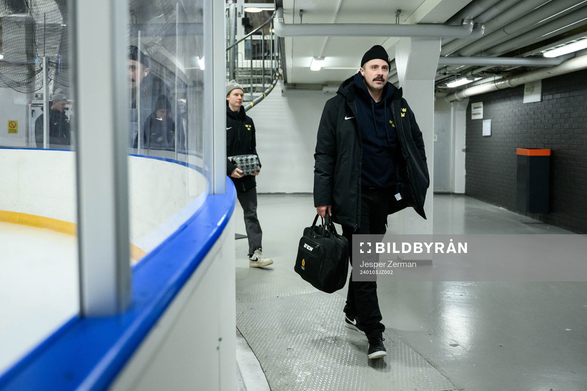 Assistant coach Pierre Johnsson of Sweden