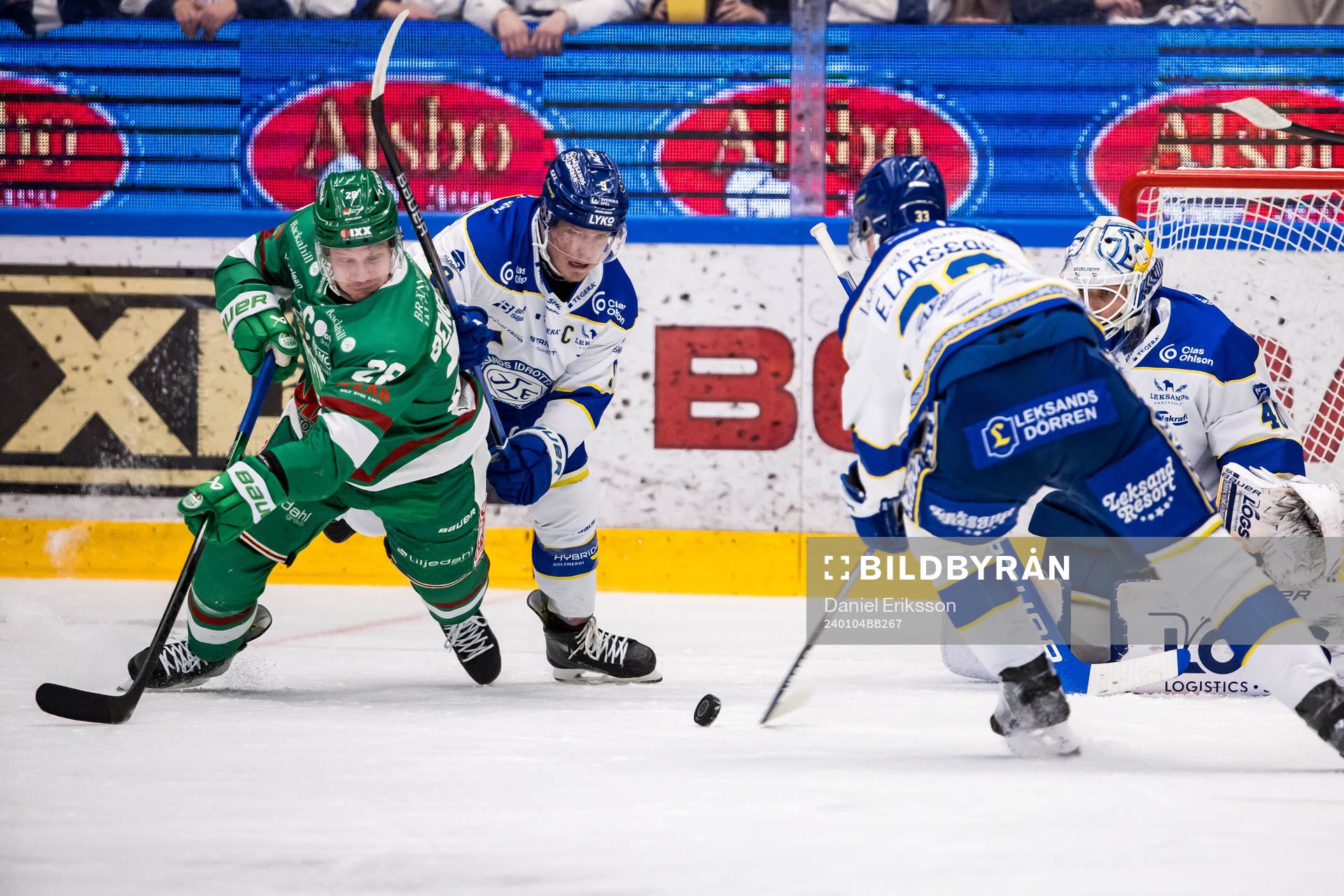 Rögles Anton Bengtsson och Leksands Patrik Zackrisson och