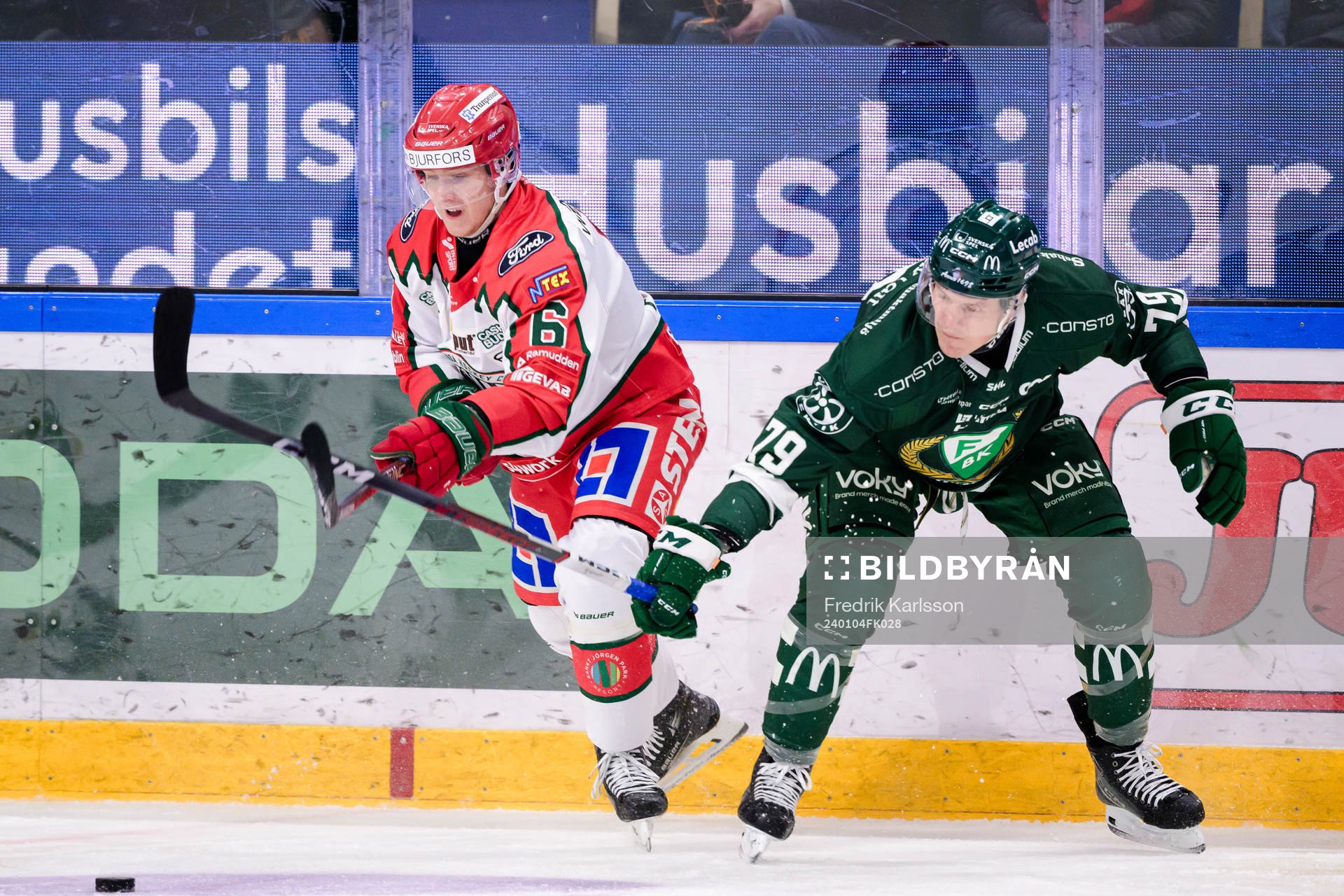 Frölundas Filip Hasa och Färjestads Patrik Lundh