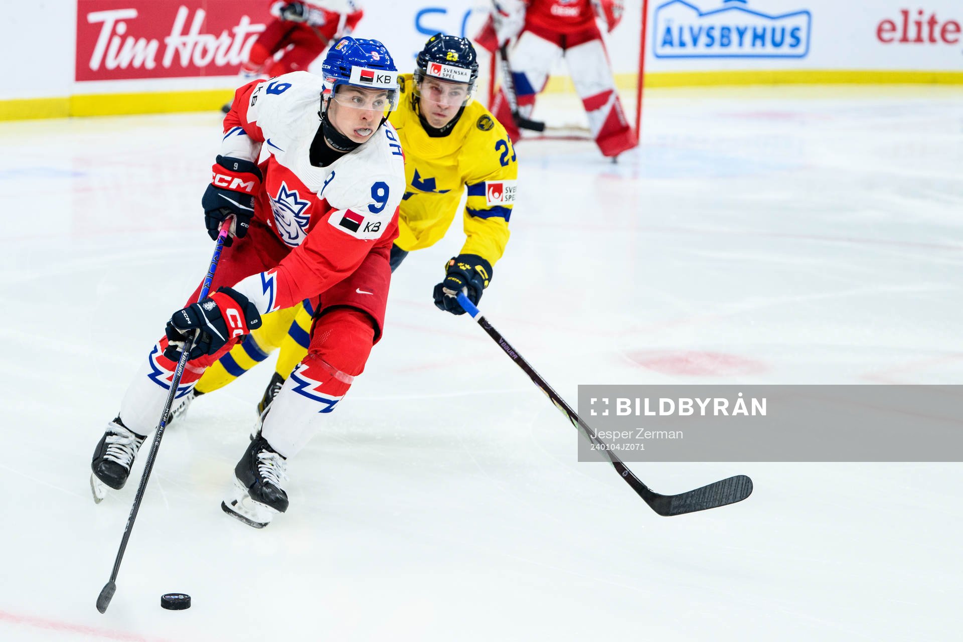Tomas Hamara of Czech Republic an Jonathan Lekkerimäki of