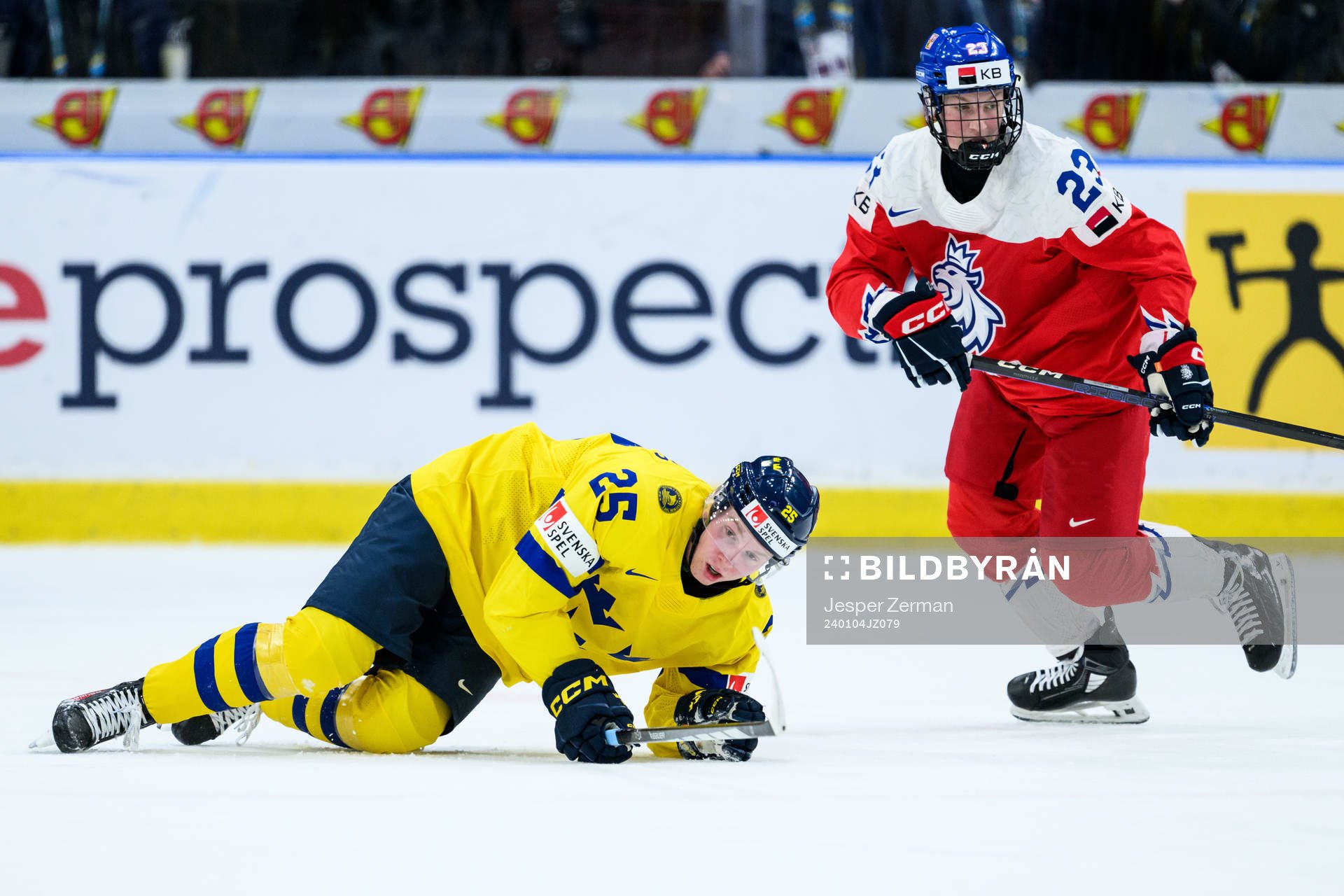 Otto Stenberg of Sweden and Tomas Galvas of Czech Republic