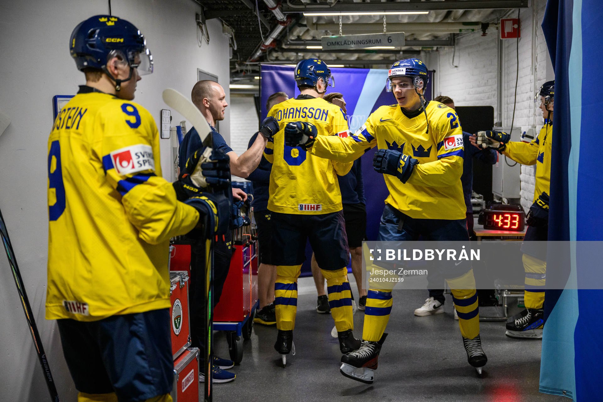Anton Wahlberg and Equipment manager Jonas Landström of
