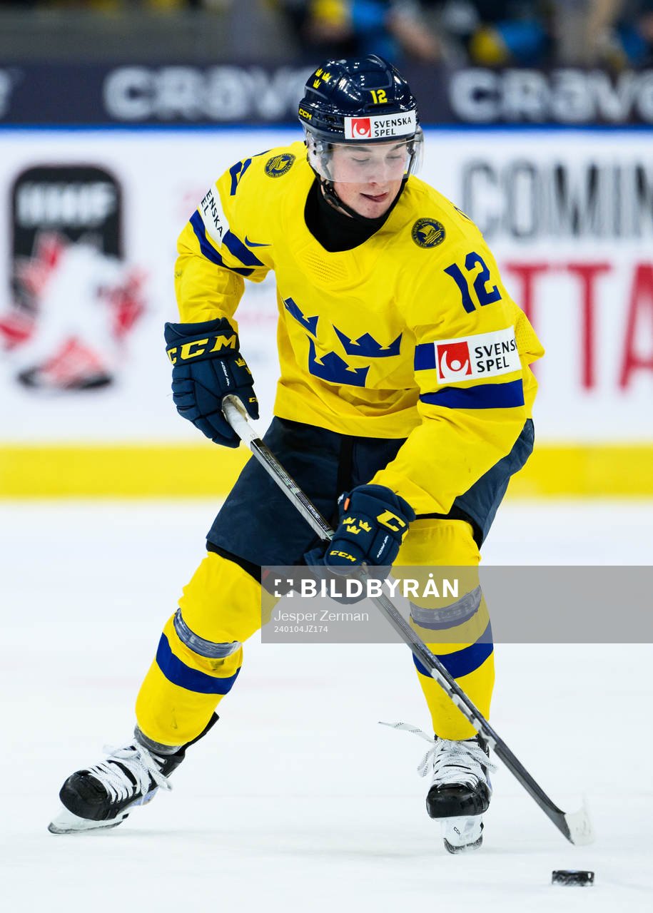 Noah Östlund of Sweden