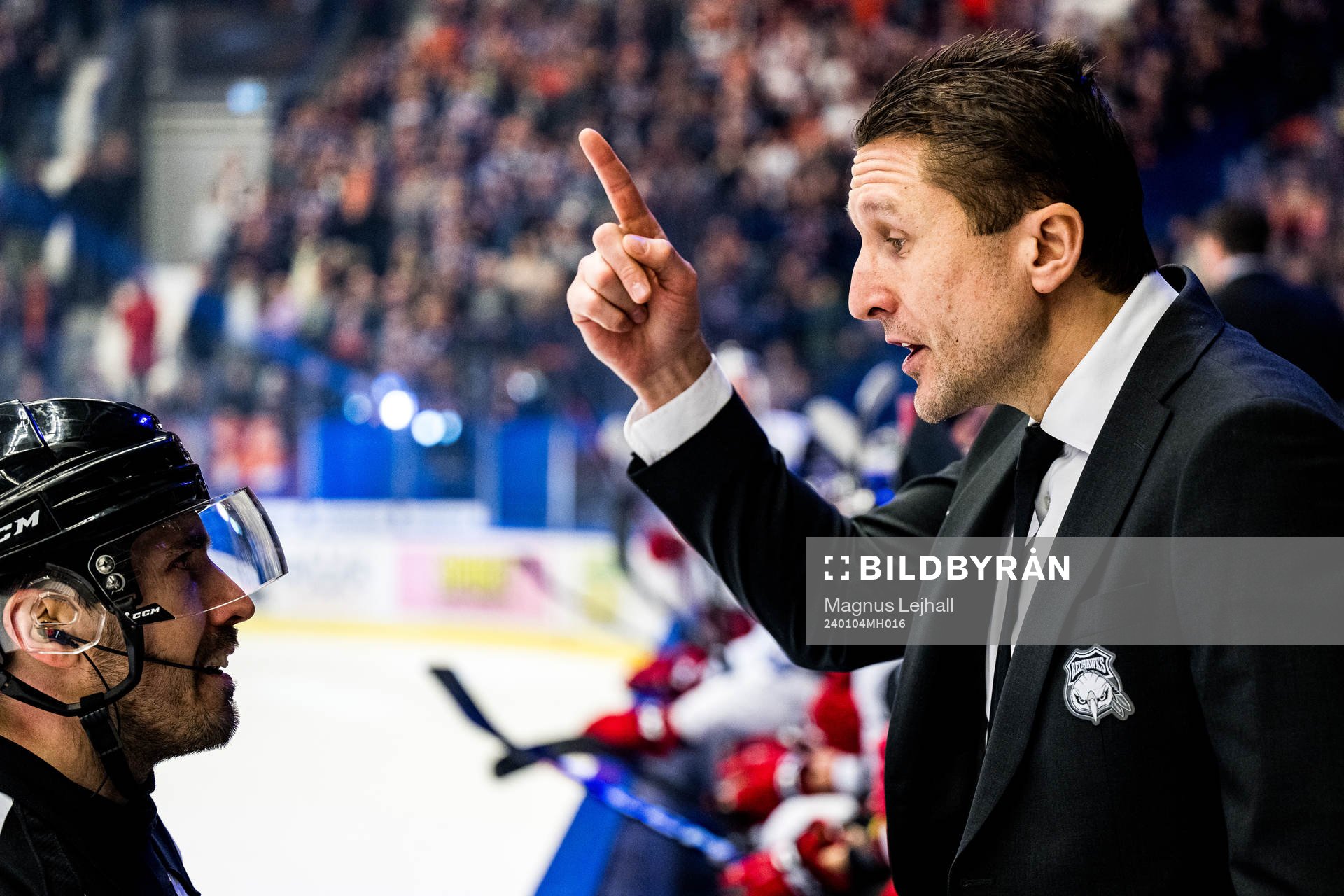 Malmö Redhawks tränare Tomas Kollar reagerar på domslut
