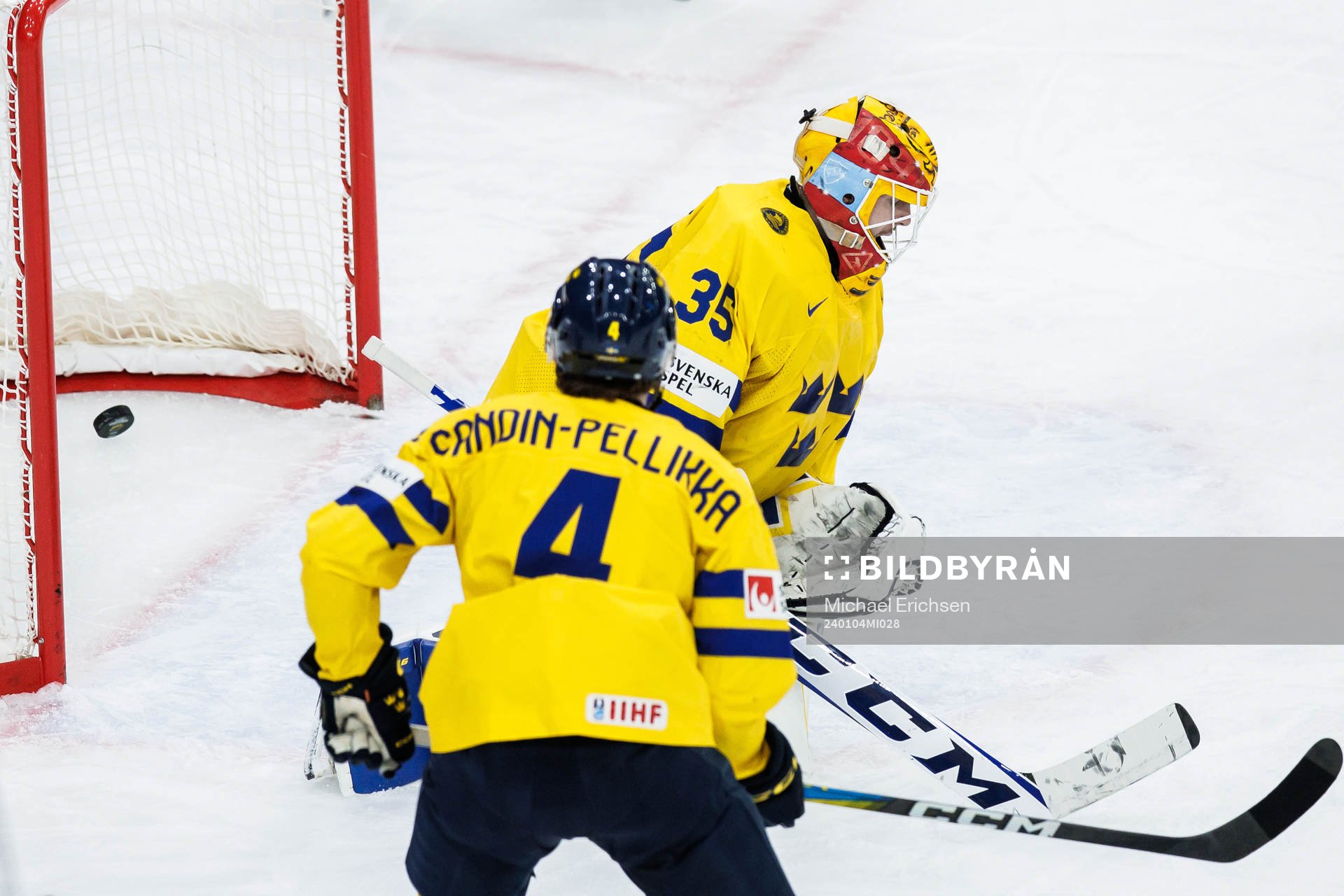 Goaltender Hugo Hävelid of Sweden