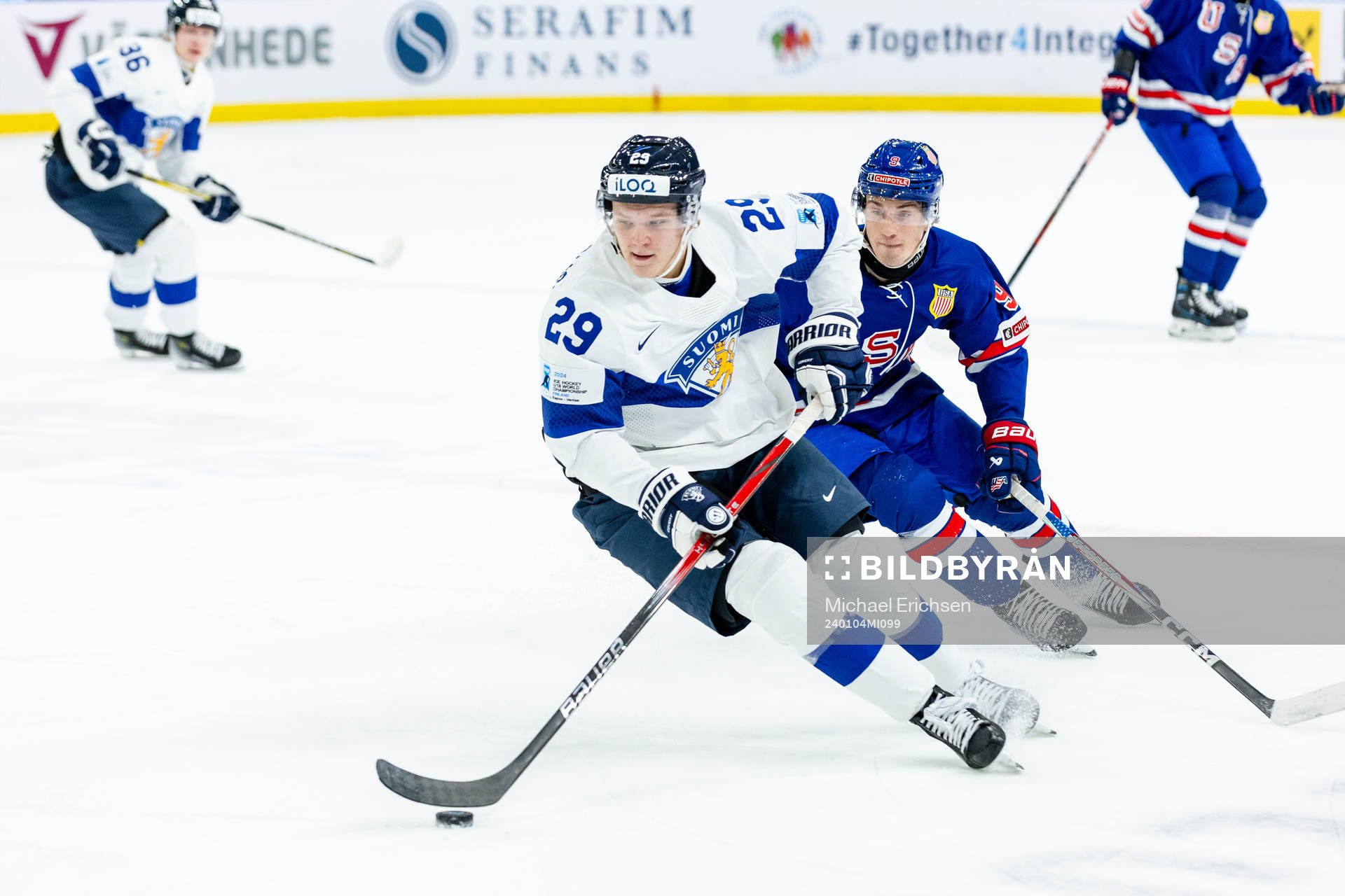 Lenni Hameenaho of Finland and Ryan Leonard of USA