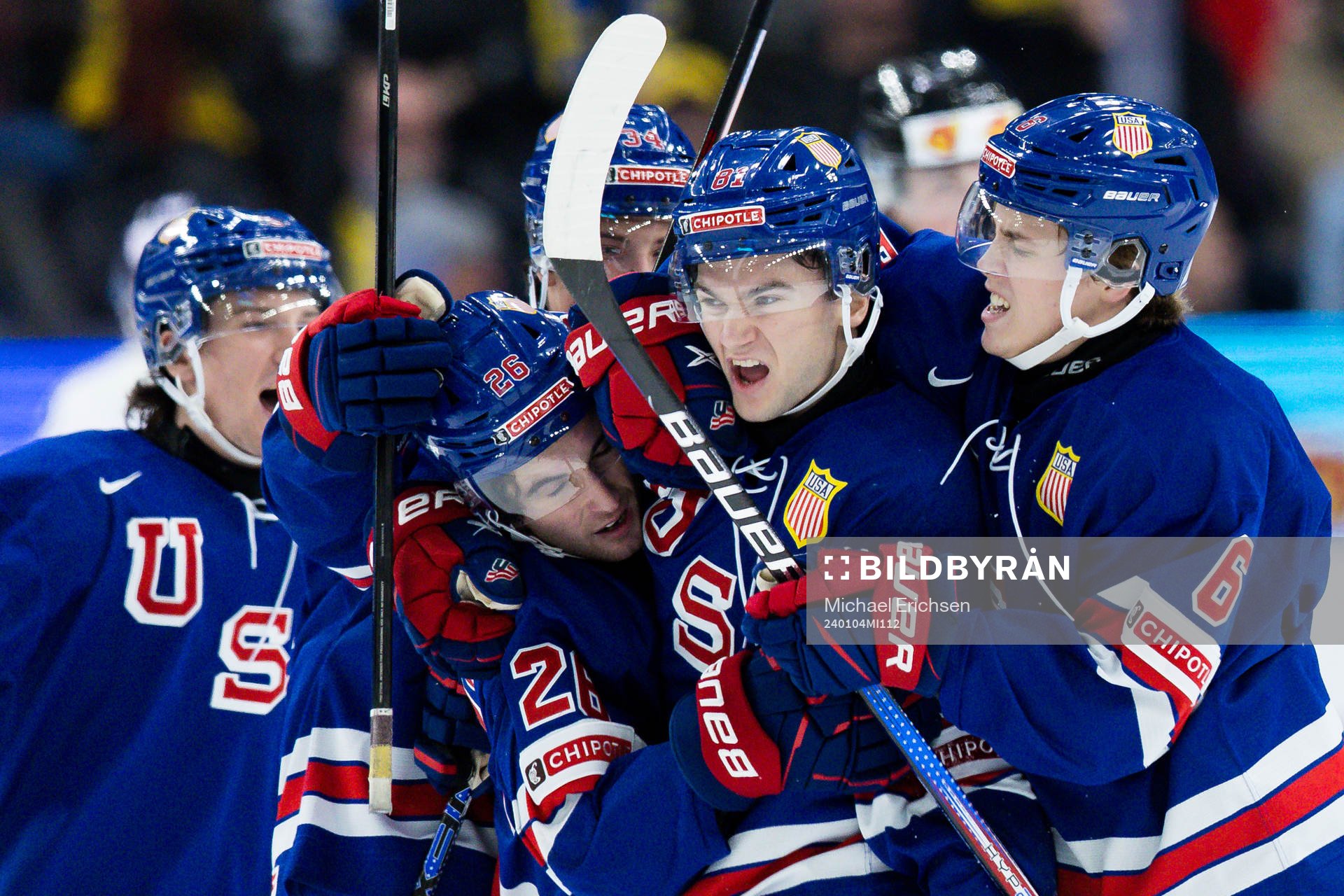 Jimmy Snuggerud of USA celebrates the 1-2 goal