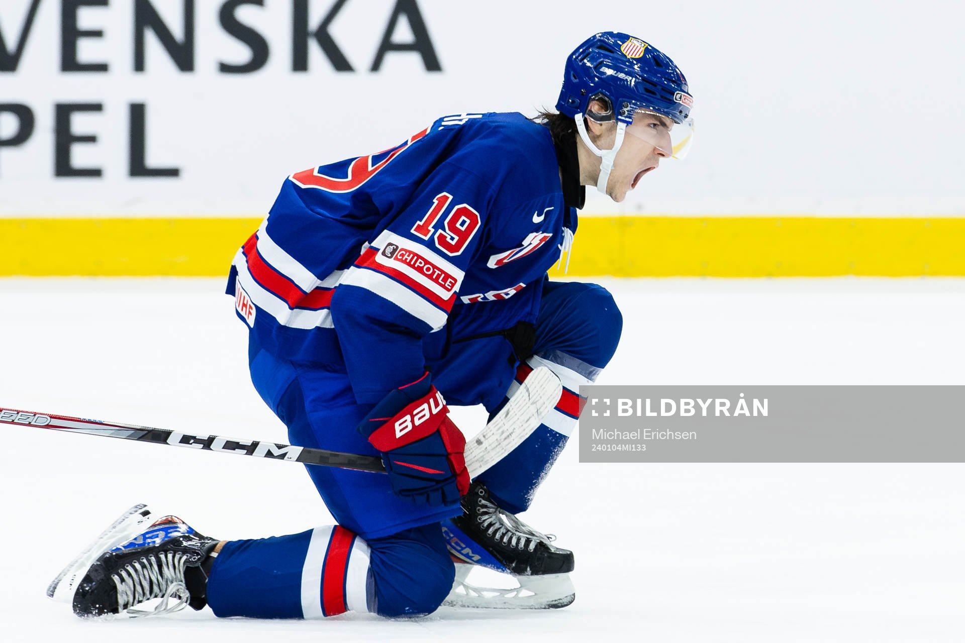 Cutter Gauthier of USA celebrates scoring 3-2