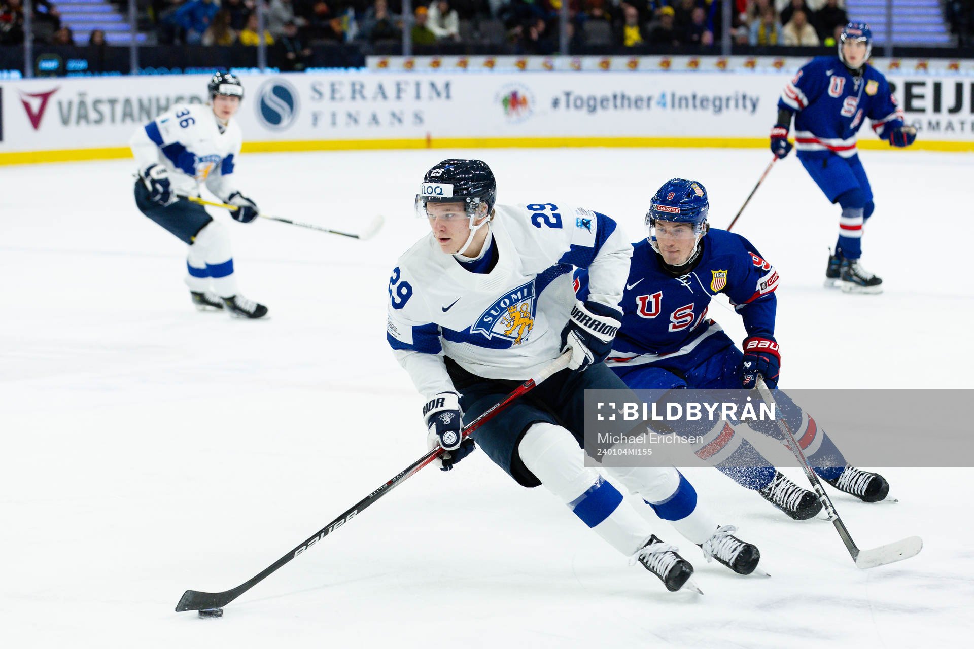 Lenni Hameenaho of Finland and Ryan Leonard of USA