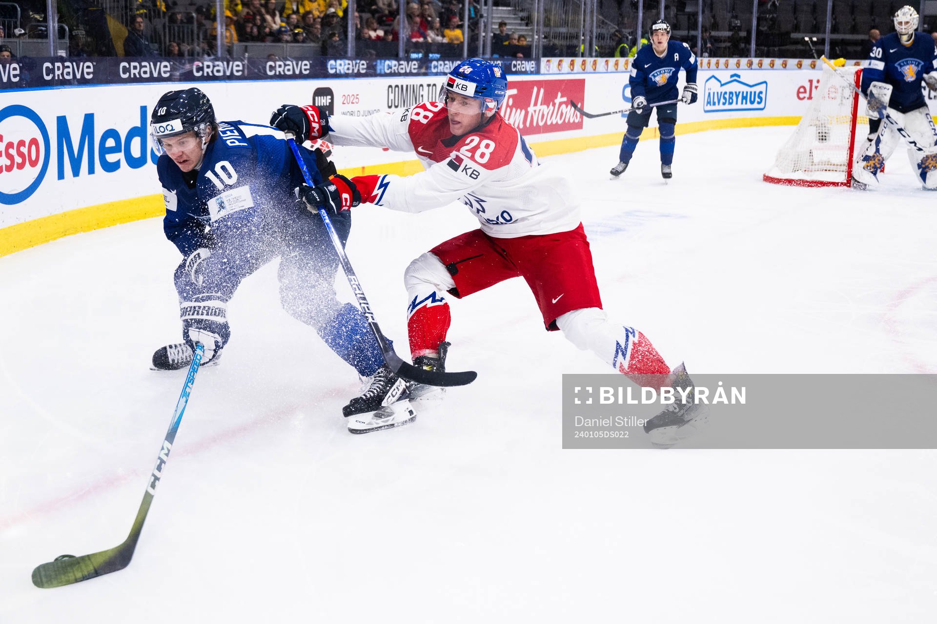 Emil Pieniniemi of Finland and Eduard Sale of Czech Republic