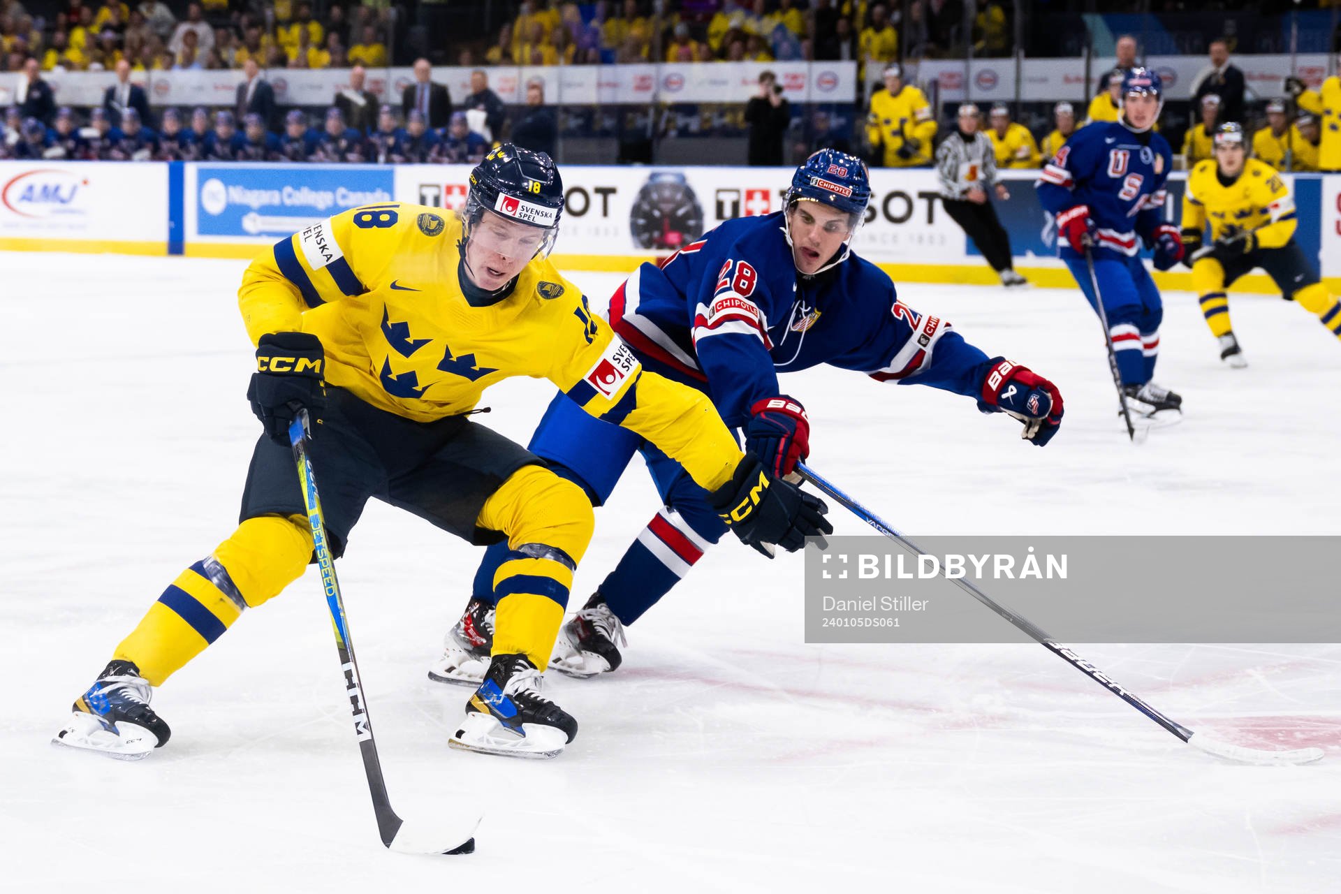 Filip Bystedt of Sweden and Zeev Buium of USA