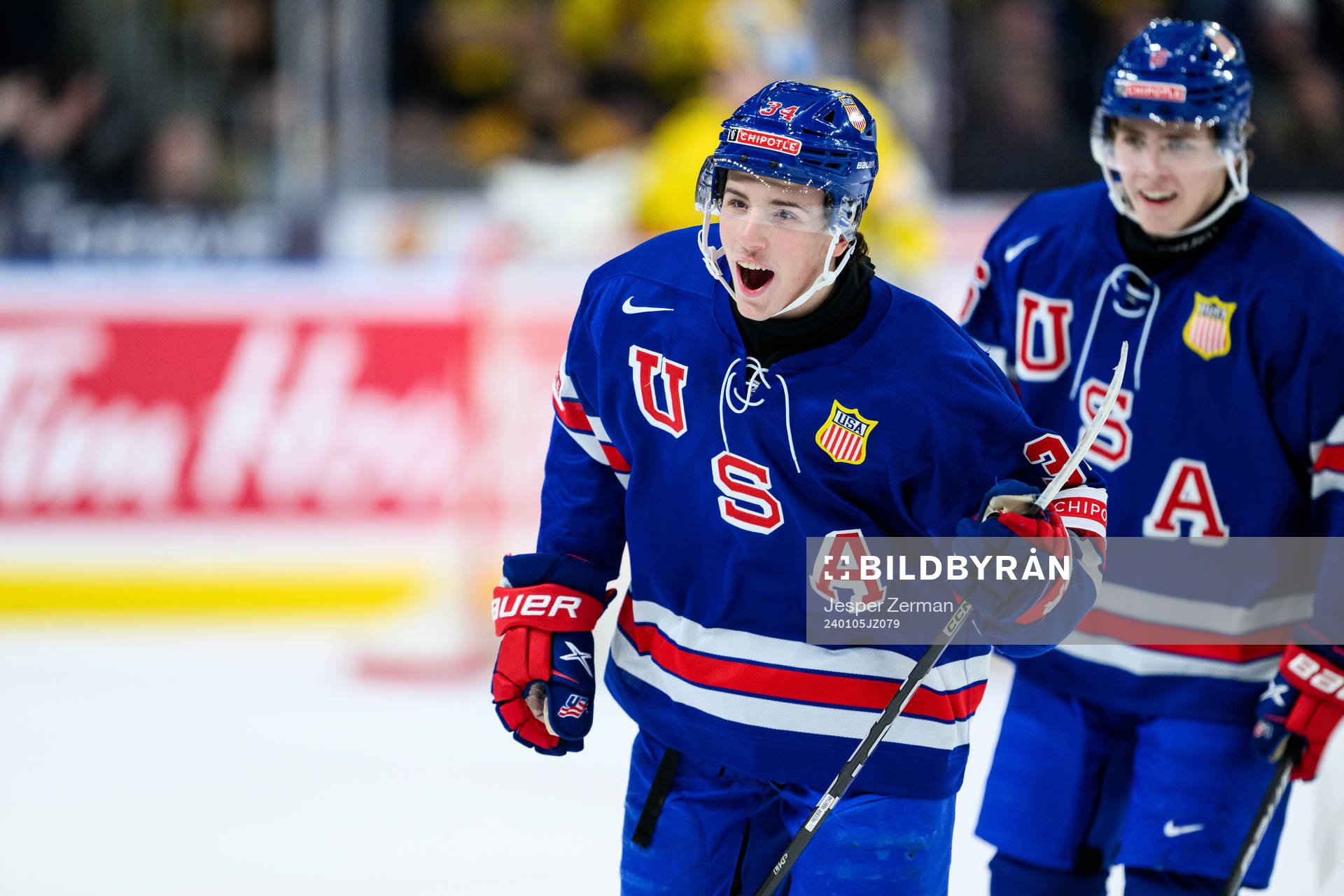 Gabe Perreault of USA celebrates the 1-0 goal