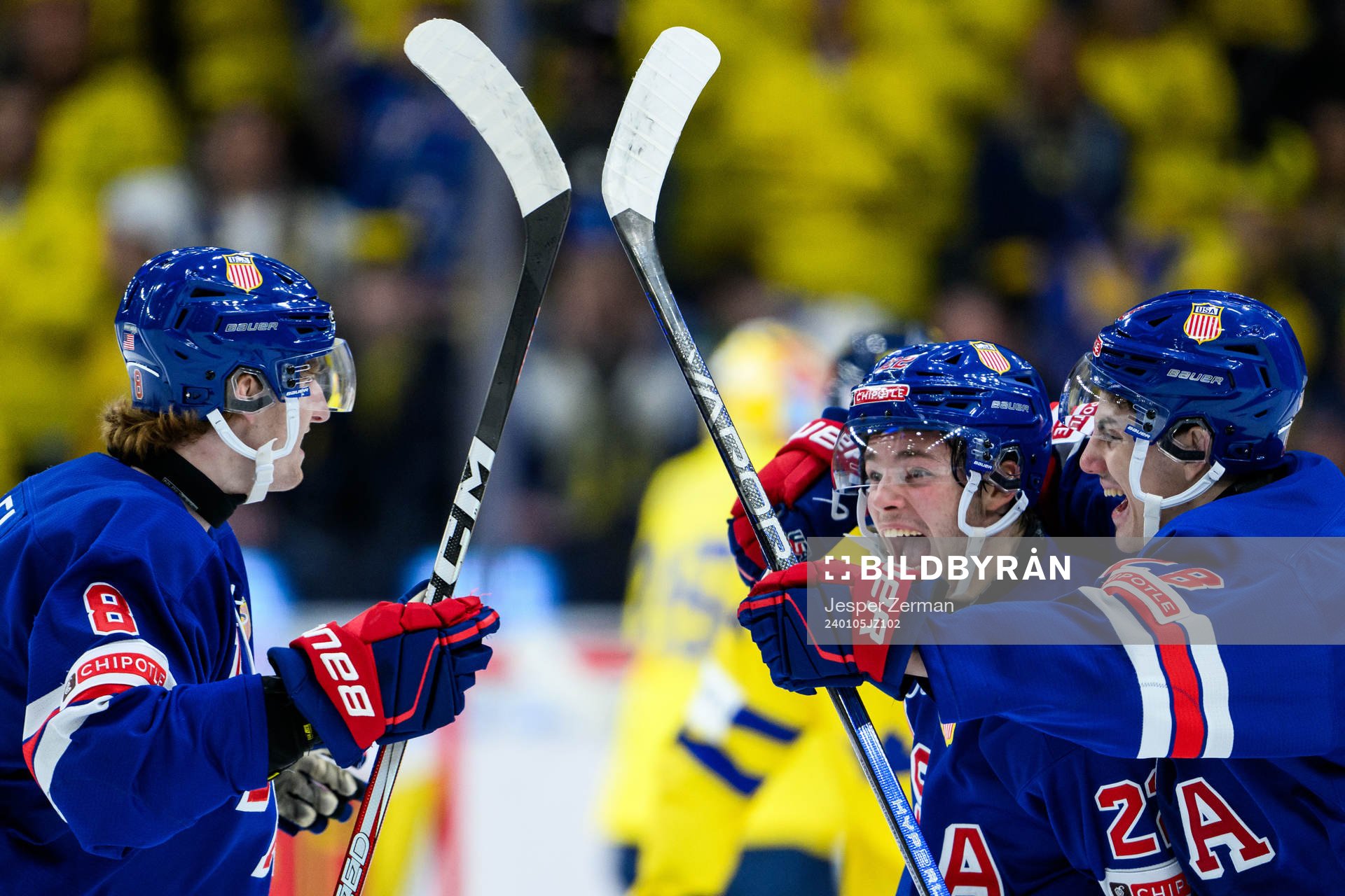 Isaac Howard of USA celebrates the 3-1 goal