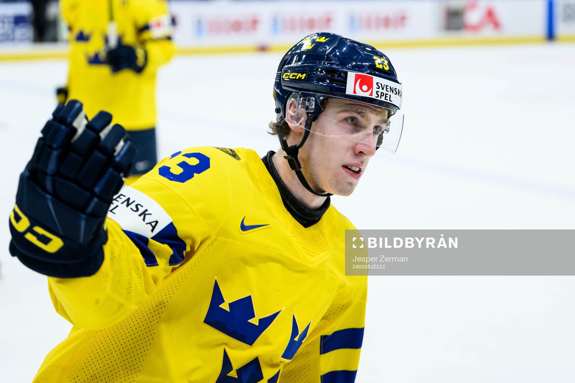 Jonathan Lekkerimäki of Sweden celebrates the 3-2 goal