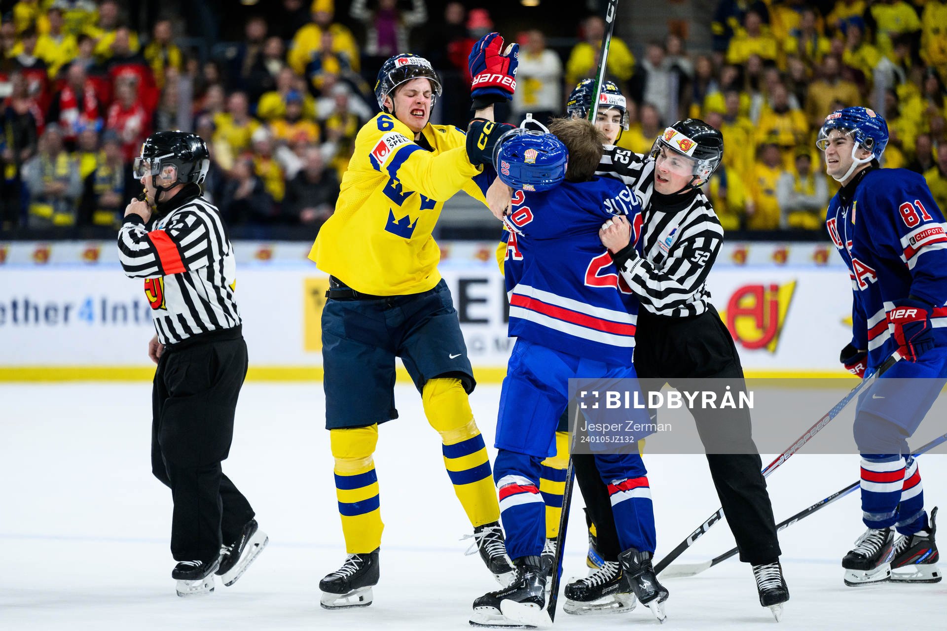 Anton Johansson of Sweden fights Lane Hutson of USA