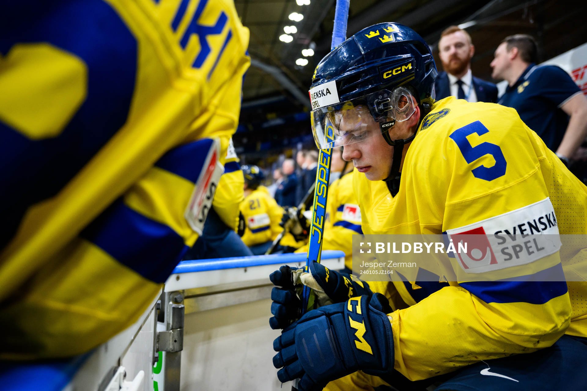 Mattias Hävelid of Sweden looks dejected