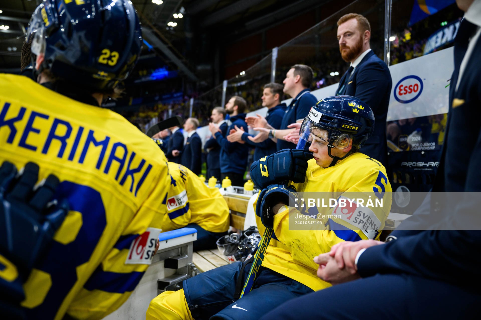 Mattias Hävelid of Sweden look dejected