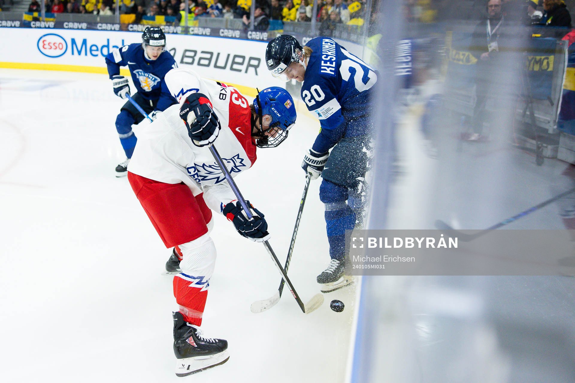 Tomas Galvas of Czech Republic and Oiva Keskinen of Finland