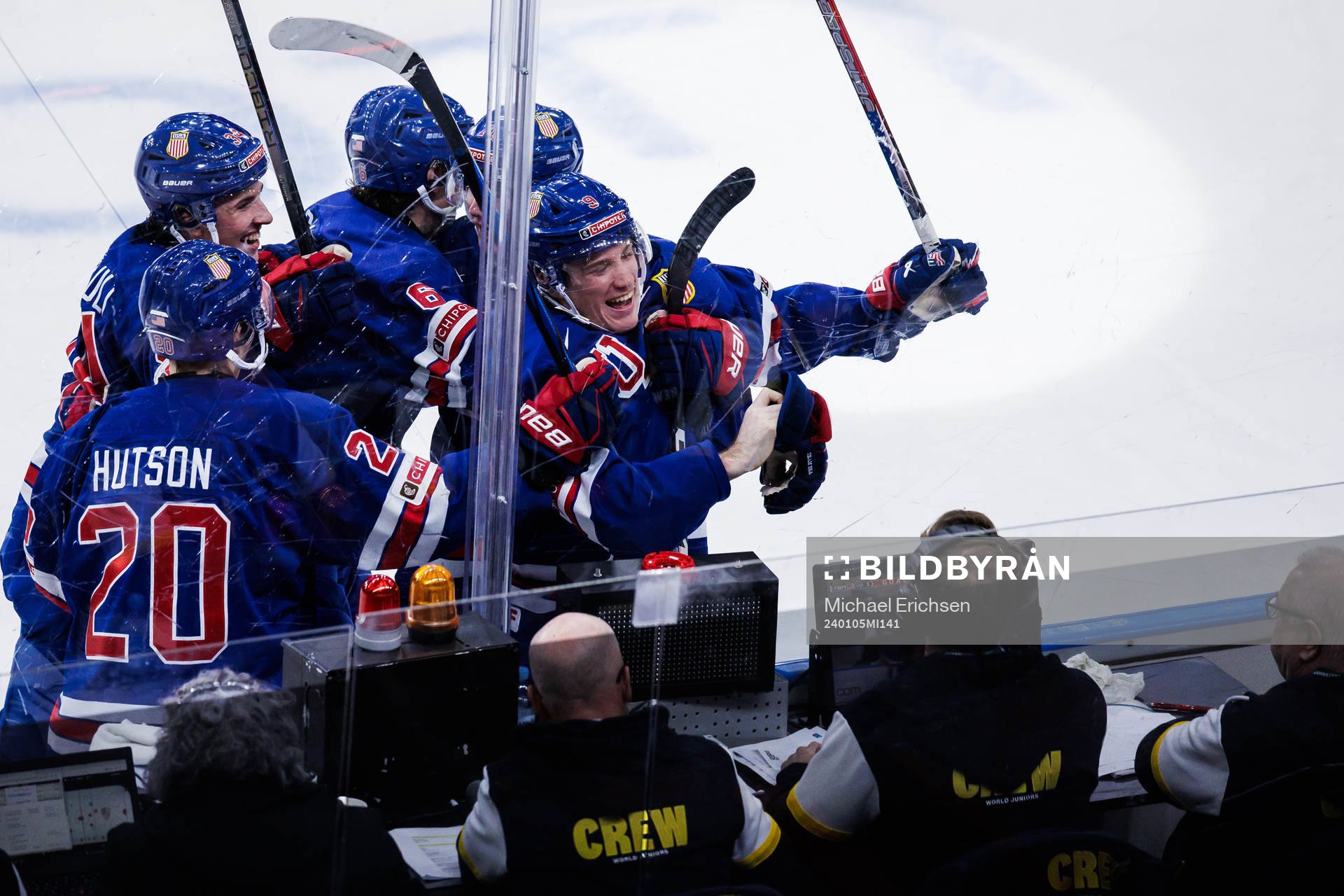 Ryan Leonard of USA celebrates the 5-2 goal
