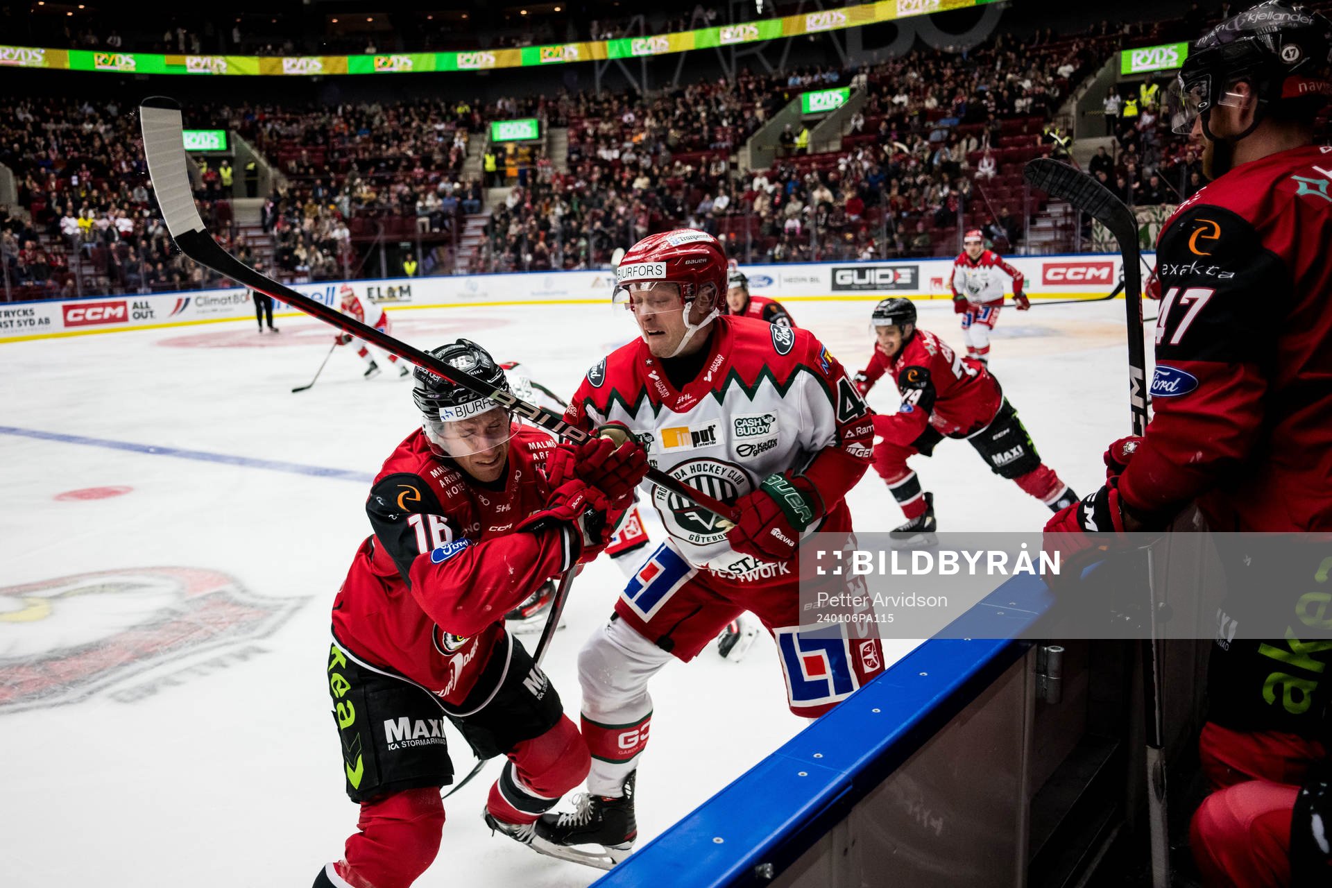 Malmö Redhawks Matias Lassen och Frölundas Carl Klingberg