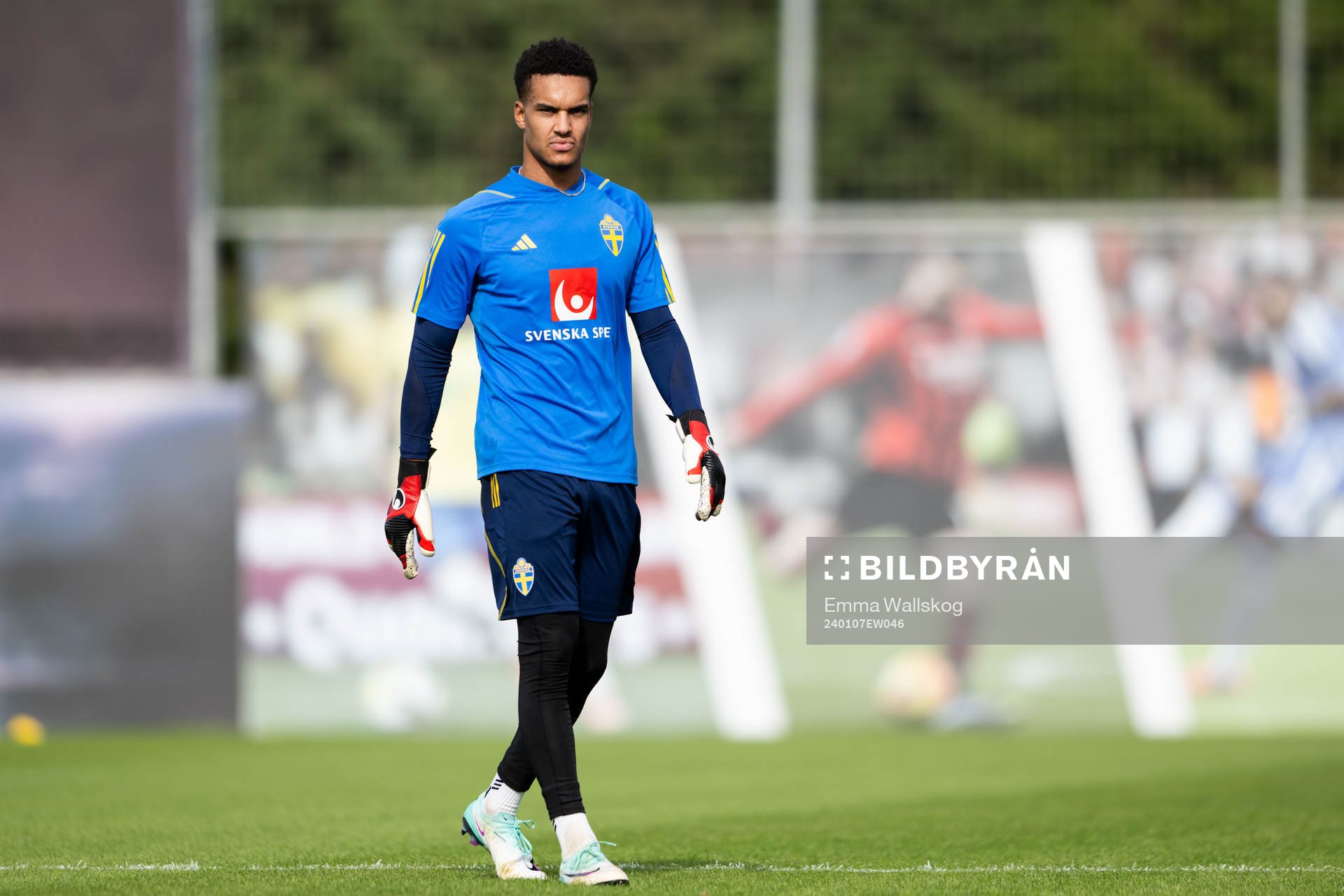 Goalkeeper Oliver Dovin of the Swedish men's football