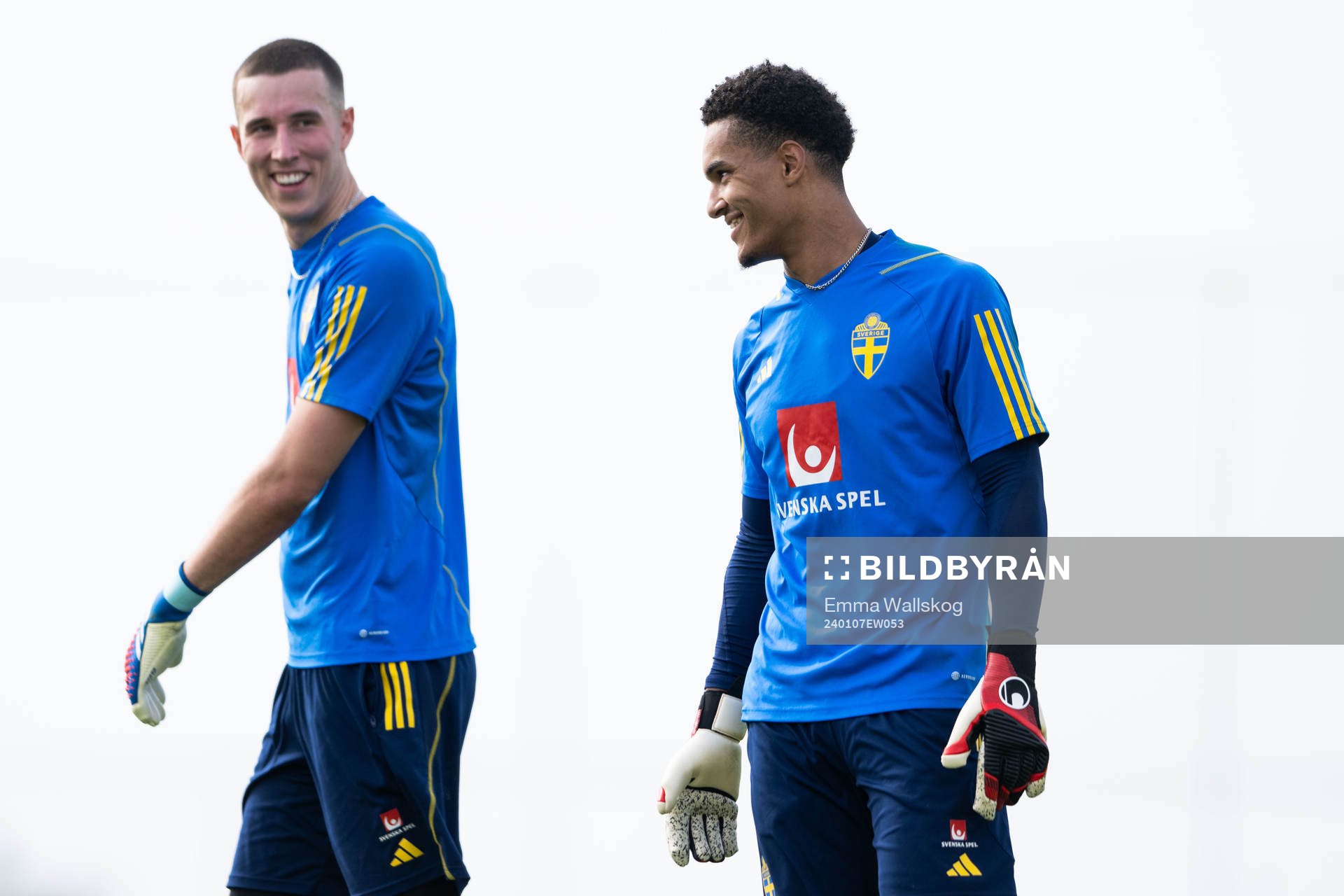Goalkeeper Samuel Brolin and goalkeeper Oliver Dovin of the