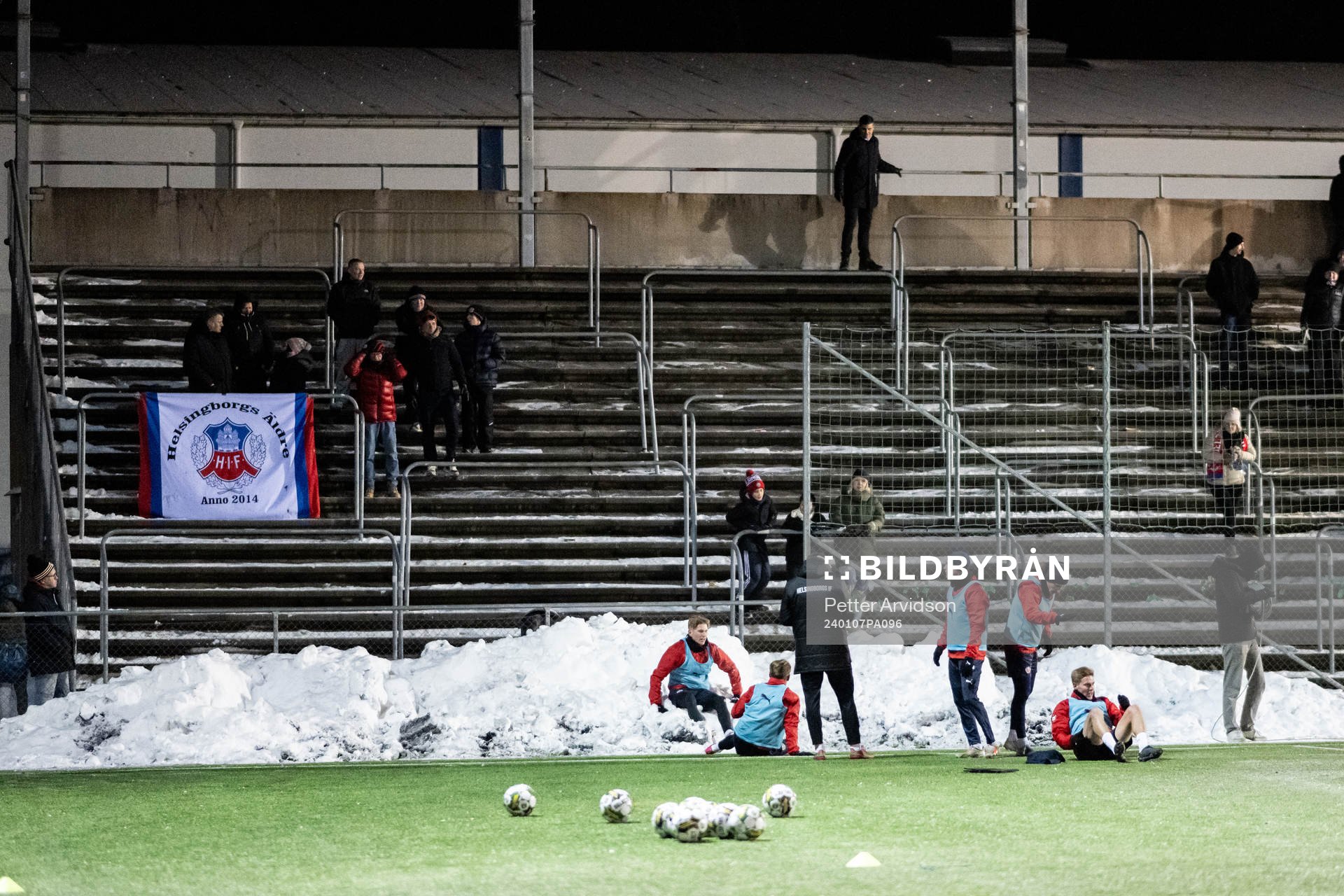 Gemensam fotbollsträning med Helsingborgs herr och damlag