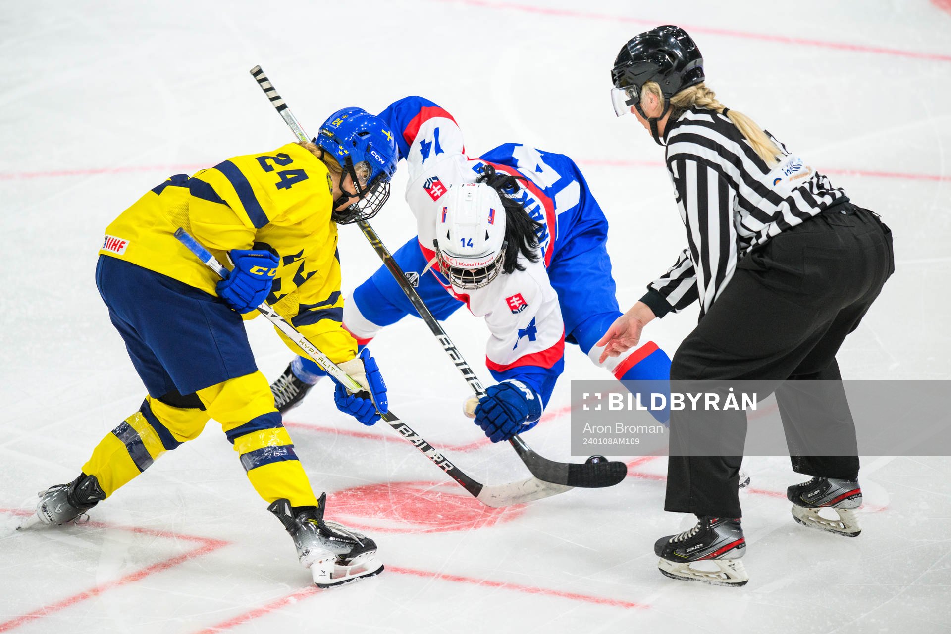 Ebba Hedqvist of Sweden and Lilien Benakova of Slovakia