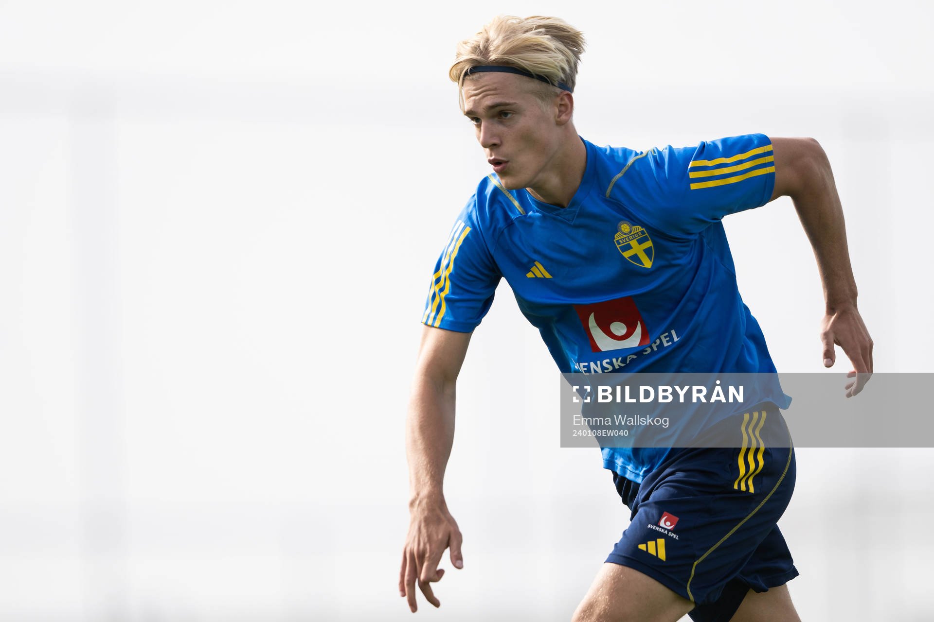 Lucas Bergvall of the Swedish men's football national team