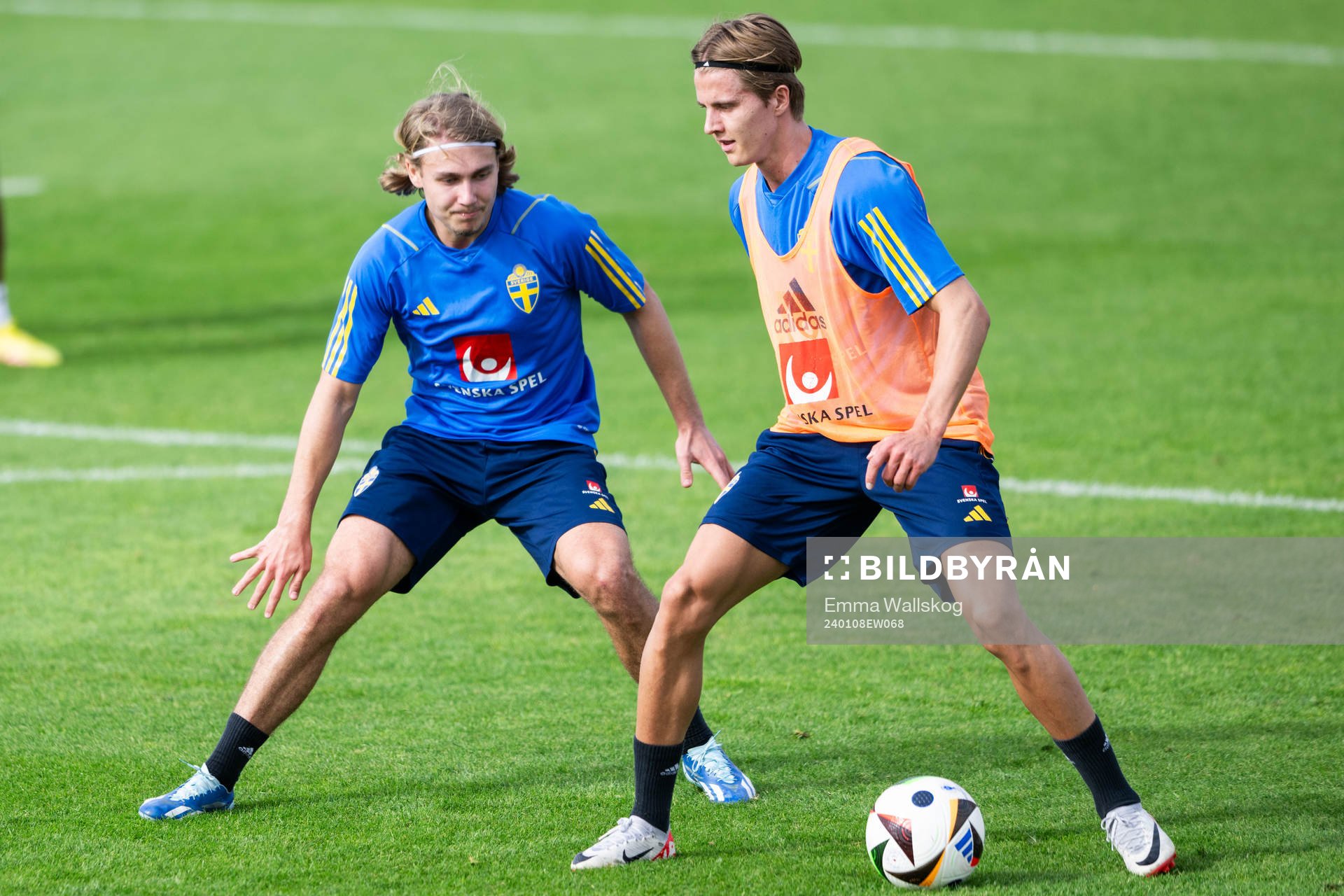 Sebastian Nanasi and Erik Ahlstrand of the Swedish men's