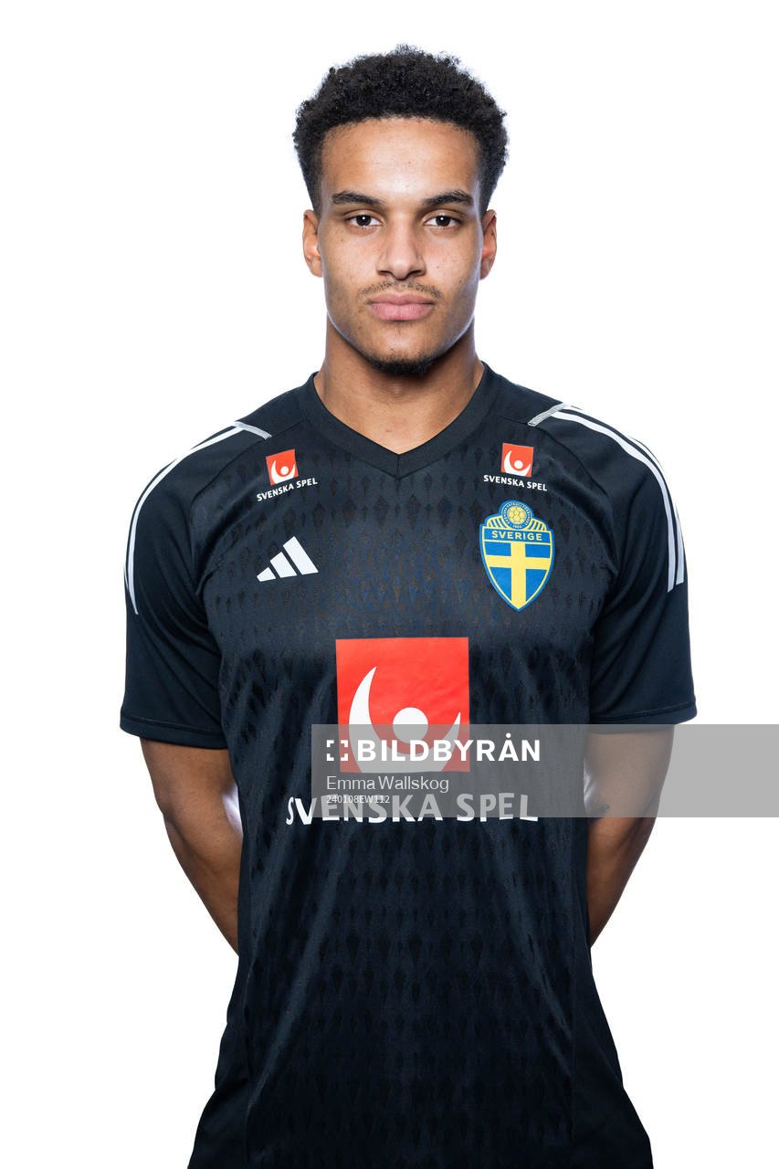 Goalkeeper Oliver Dovin of the Swedish men's football